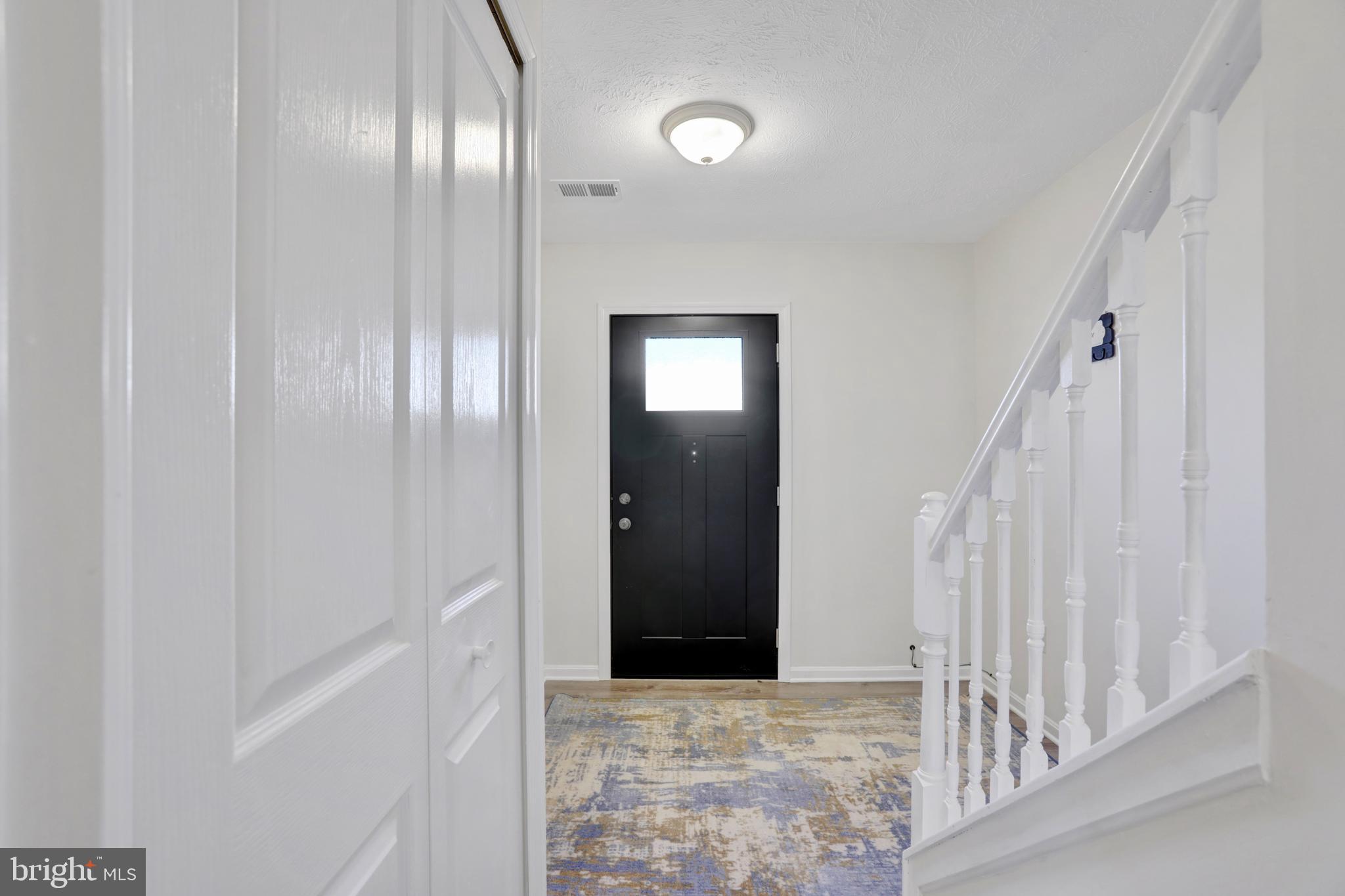 ROBINS GLENN - Residential