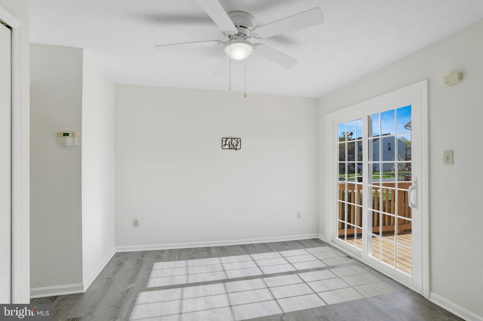 ROBINS GLENN - Residential