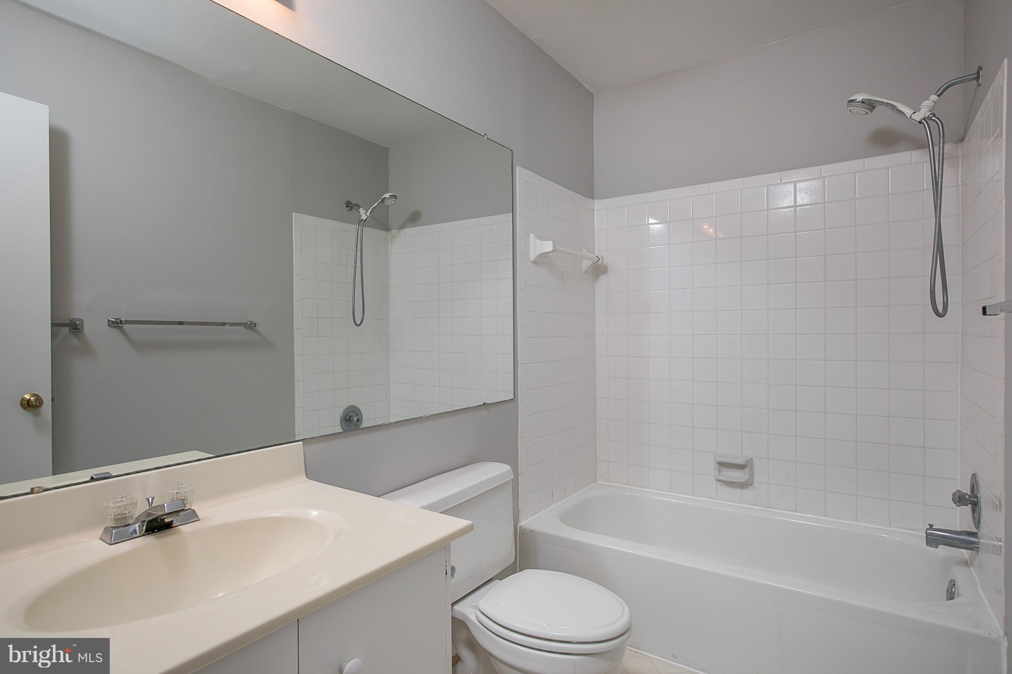 BONIFANT WOODS - Residential