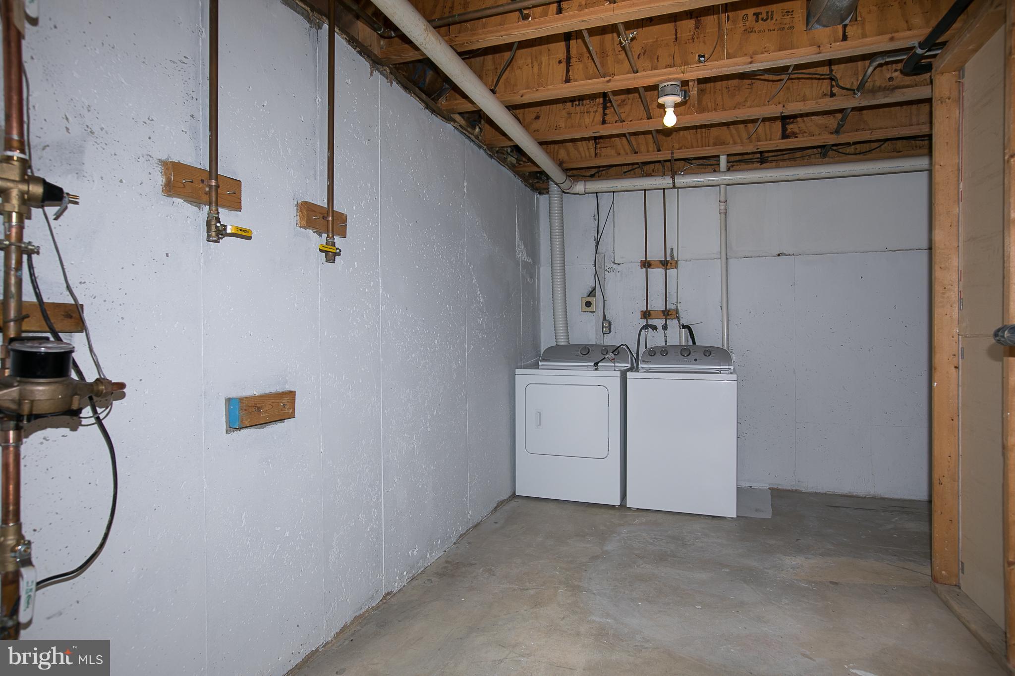 BONIFANT WOODS - Residential