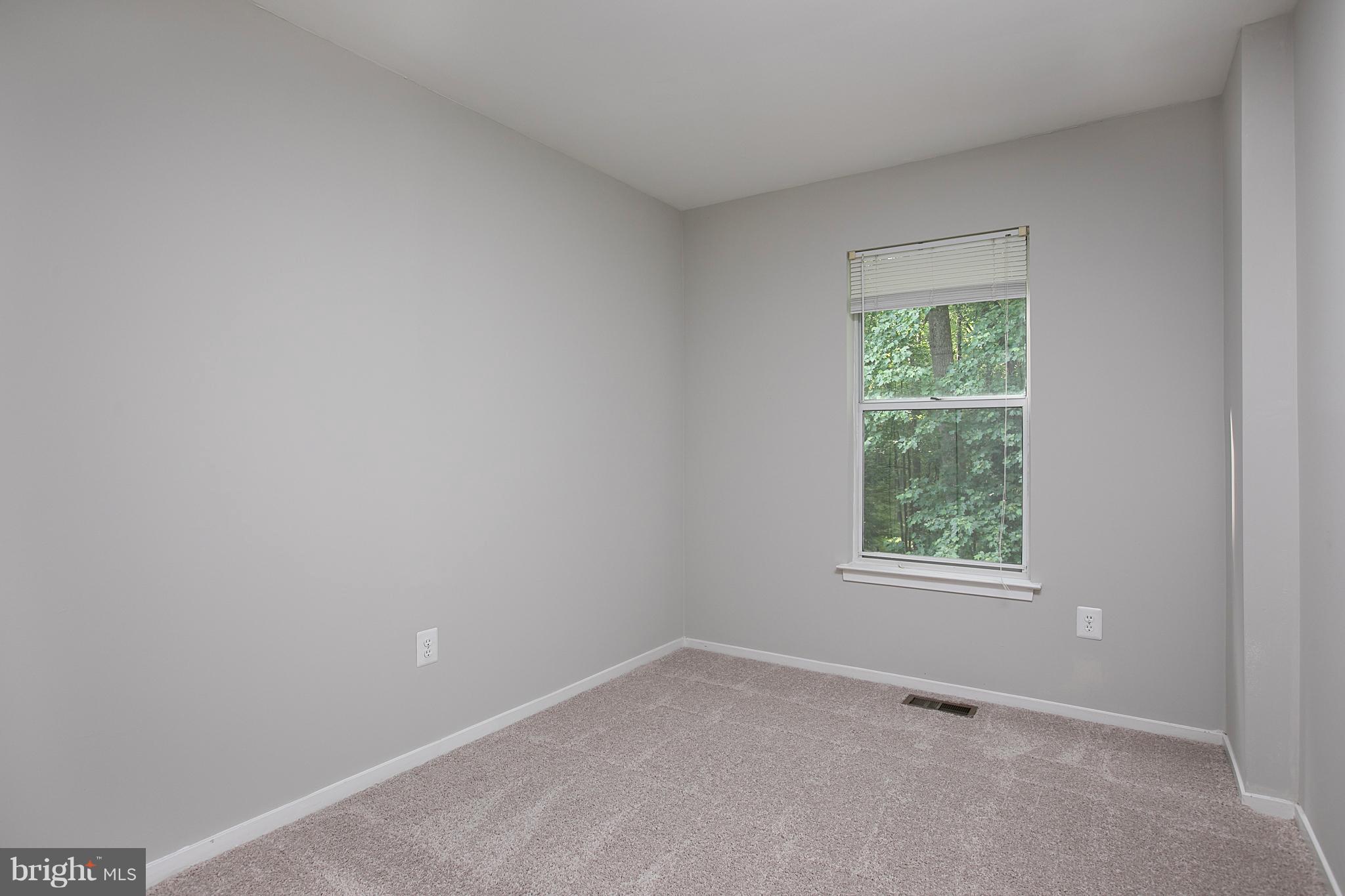 BONIFANT WOODS - Residential