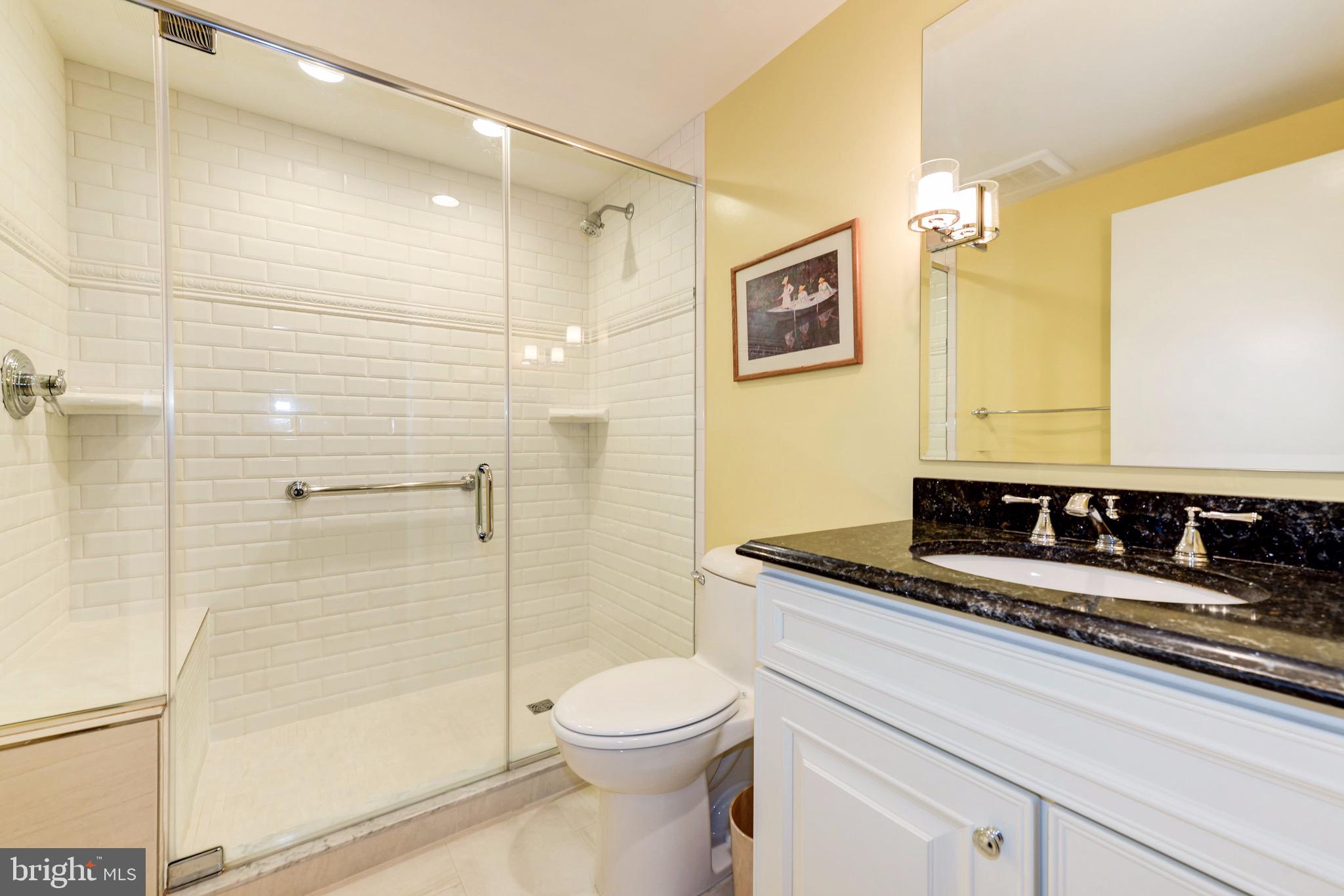 COUNTRY CLUB HILLS - Residential