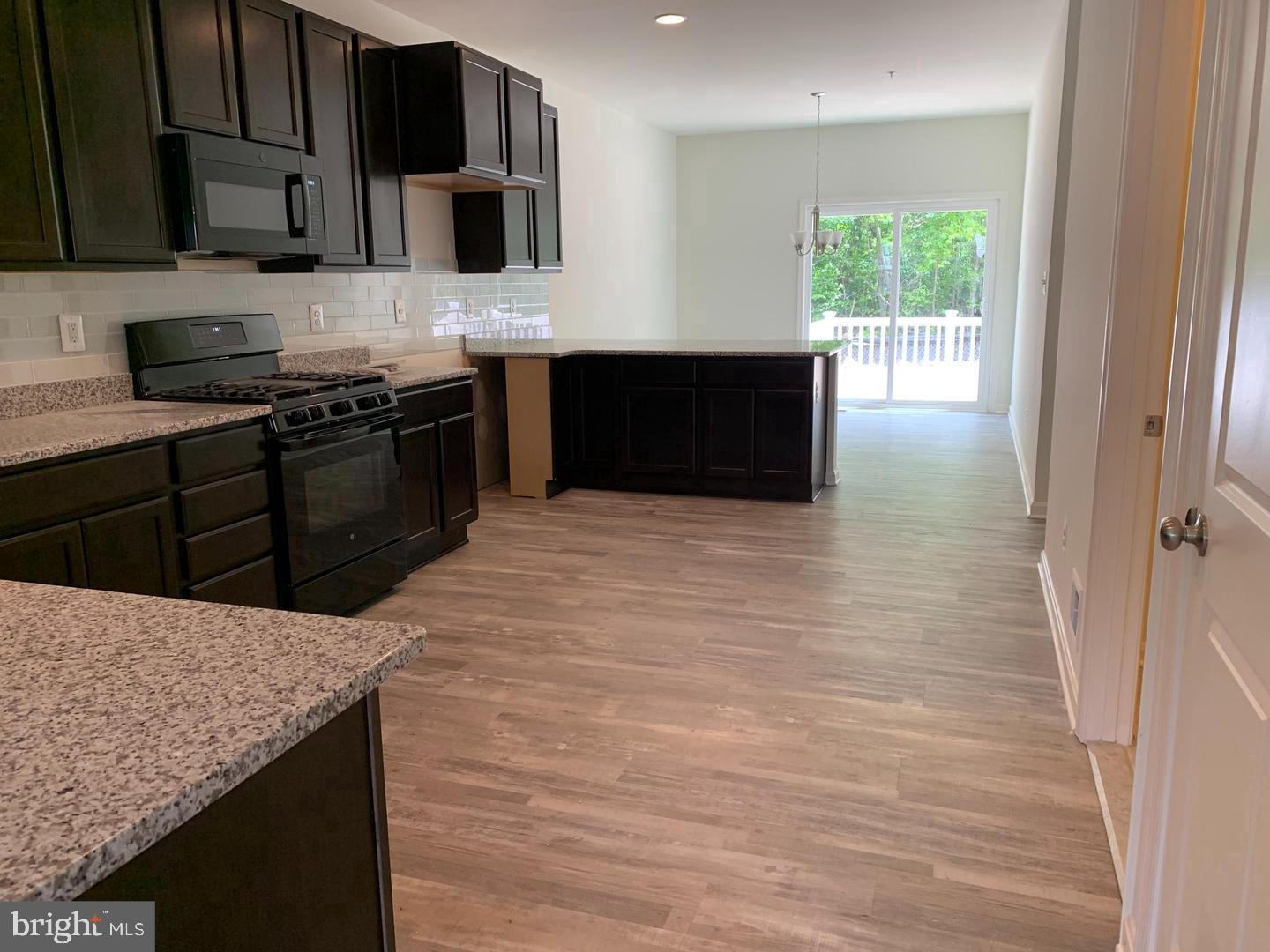 OLD TRAILS - Residential Lease