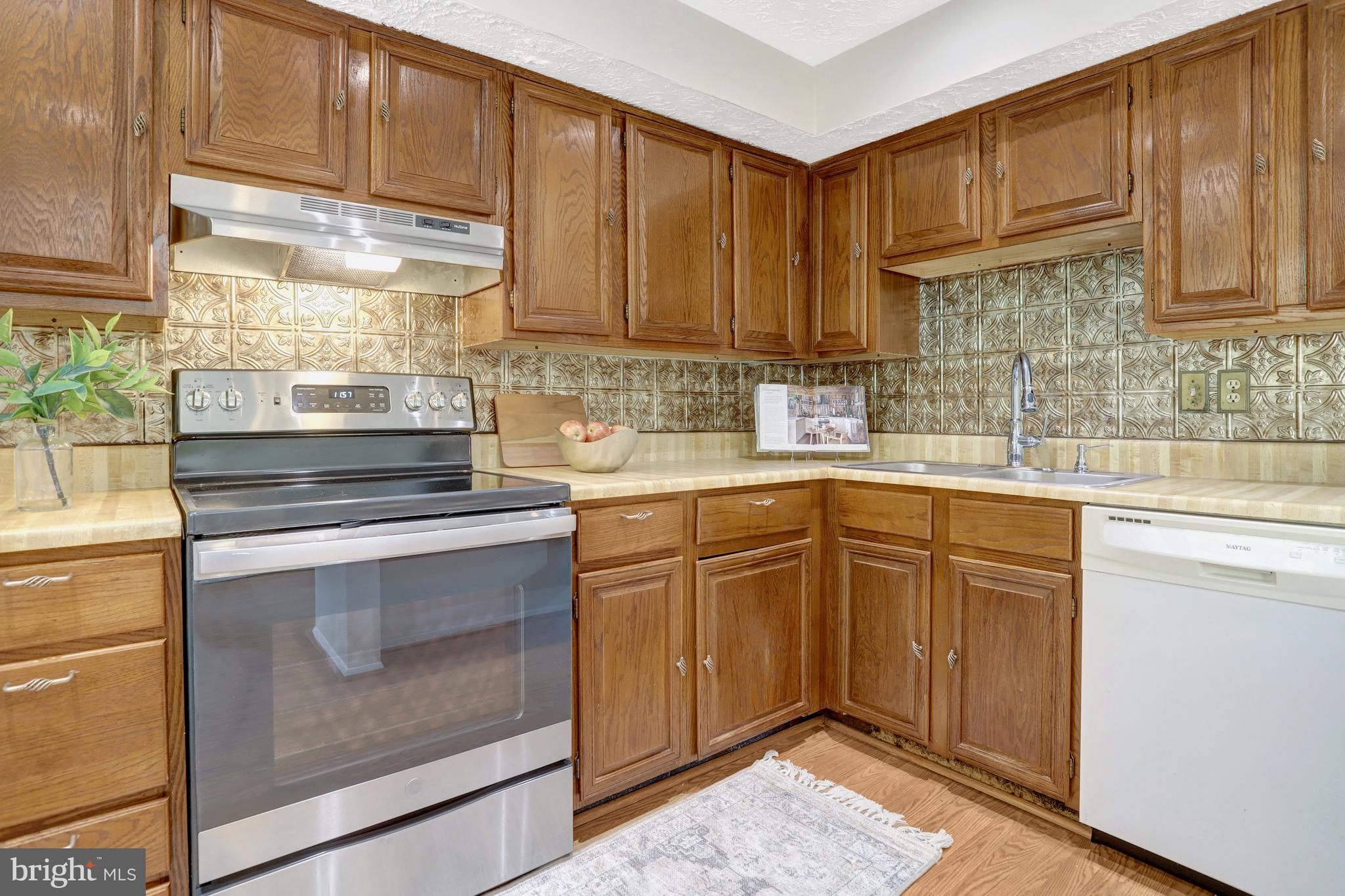 BRENTLEIGH - Residential