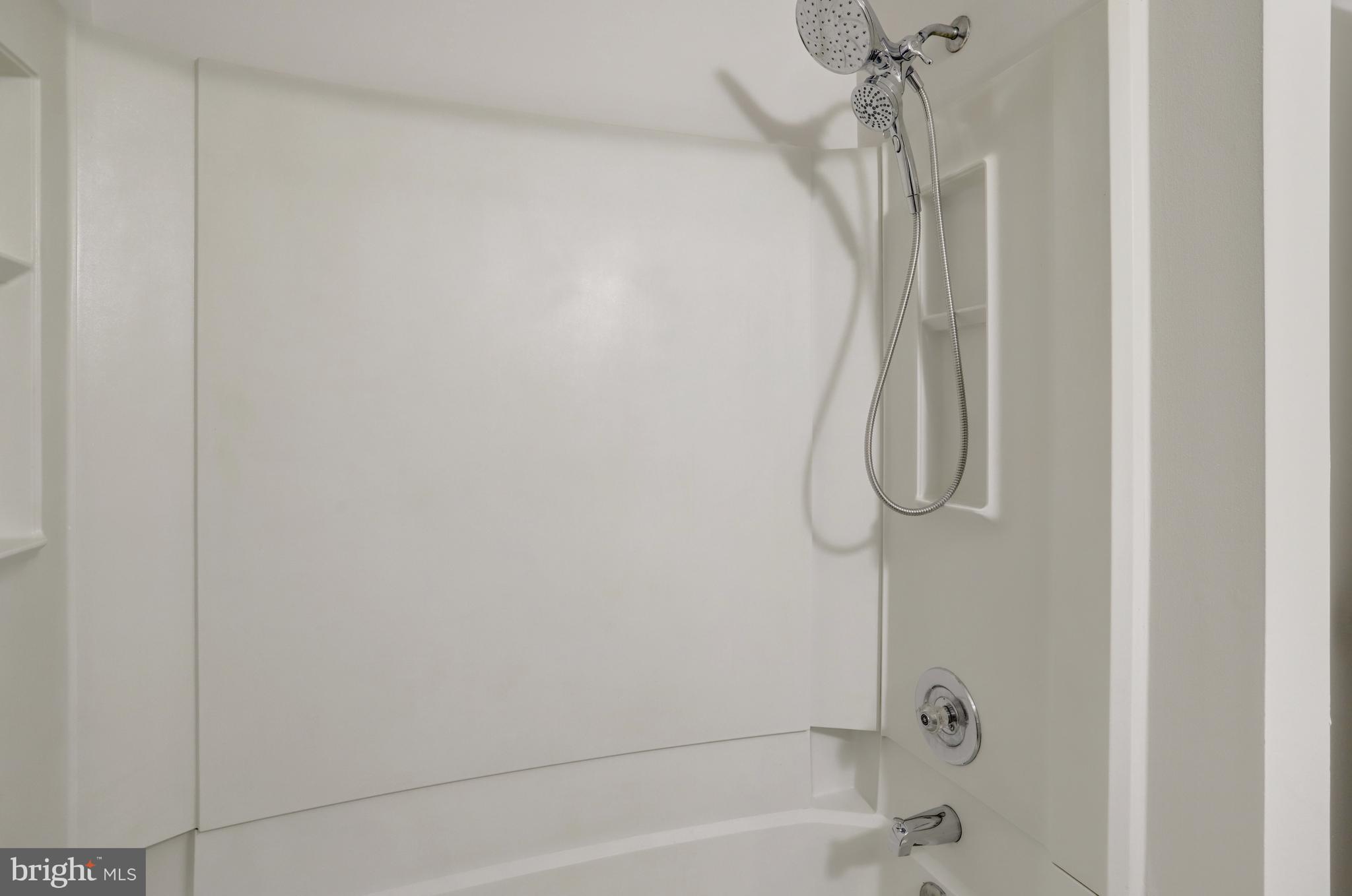 BRENTLEIGH - Residential