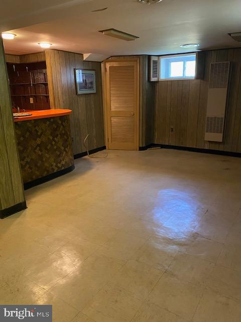 RIVERDALE - Residential