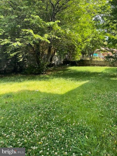 RIVERDALE - Residential