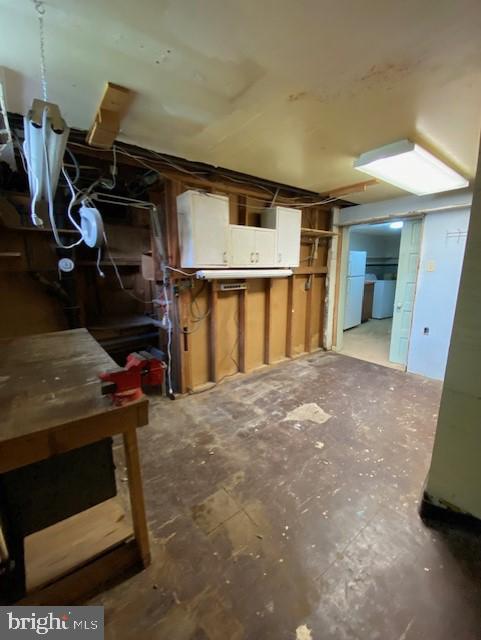 RIVERDALE - Residential