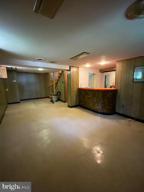 RIVERDALE - Residential