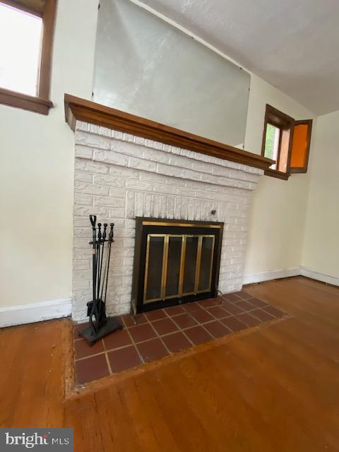 RIVERDALE - Residential