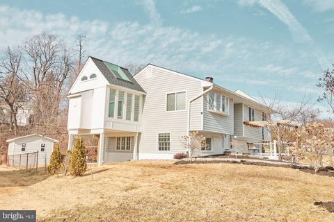 1208 BRANCH LANE GLEN BURNIE MD 21061