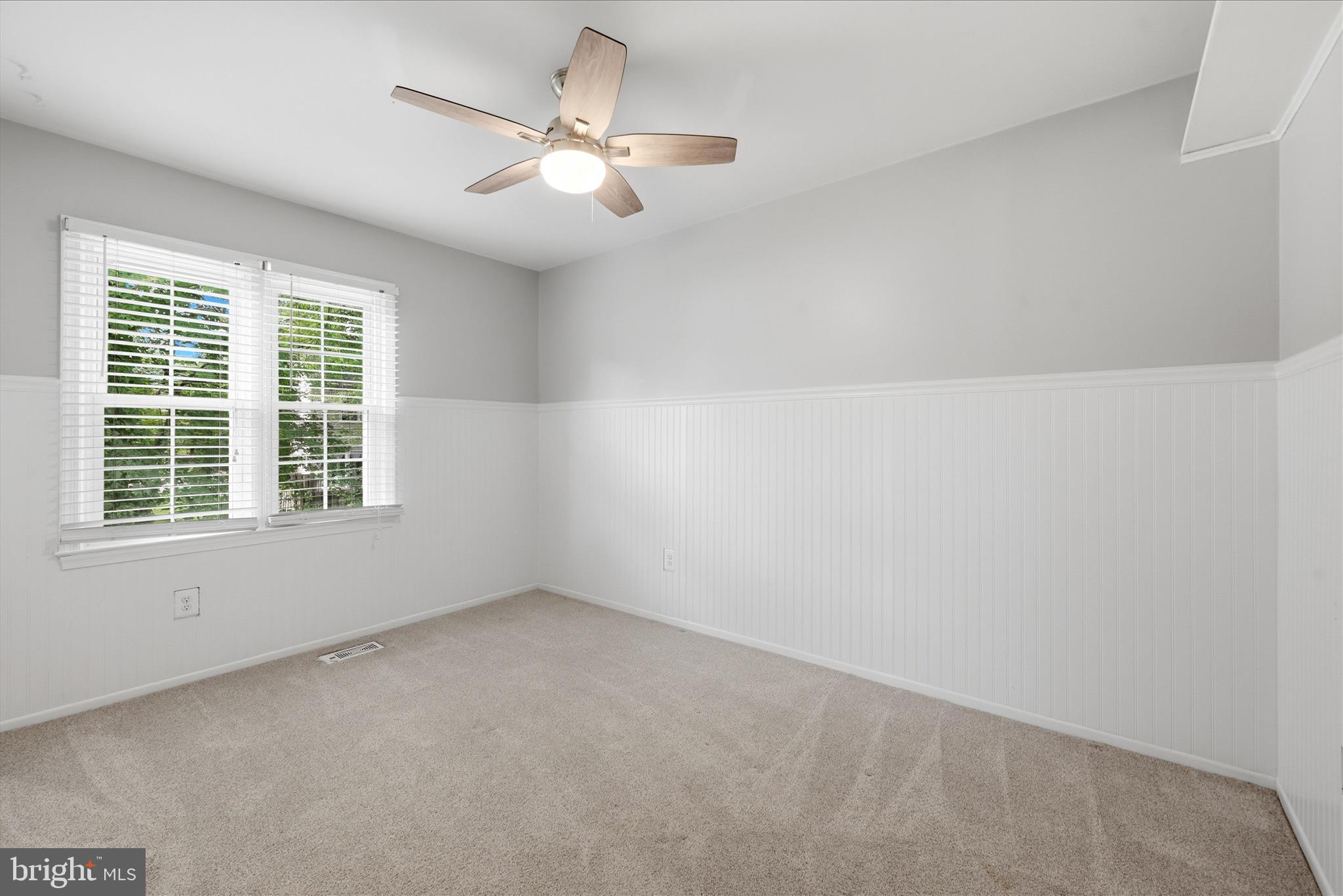 LAKE BRADDOCK - Residential