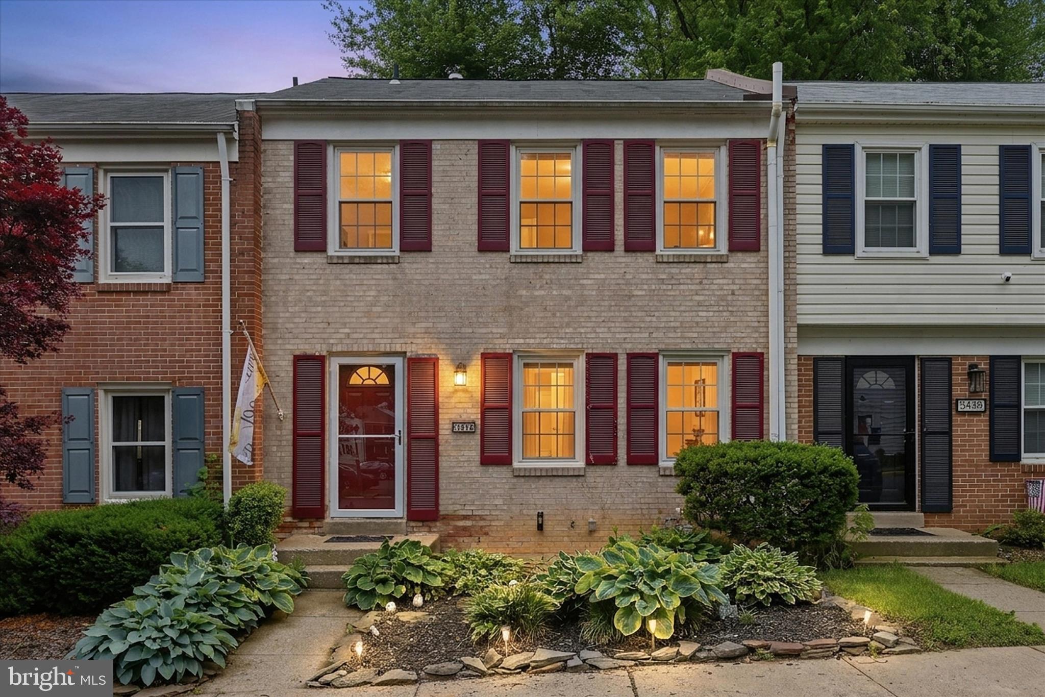 LAKE BRADDOCK - Residential