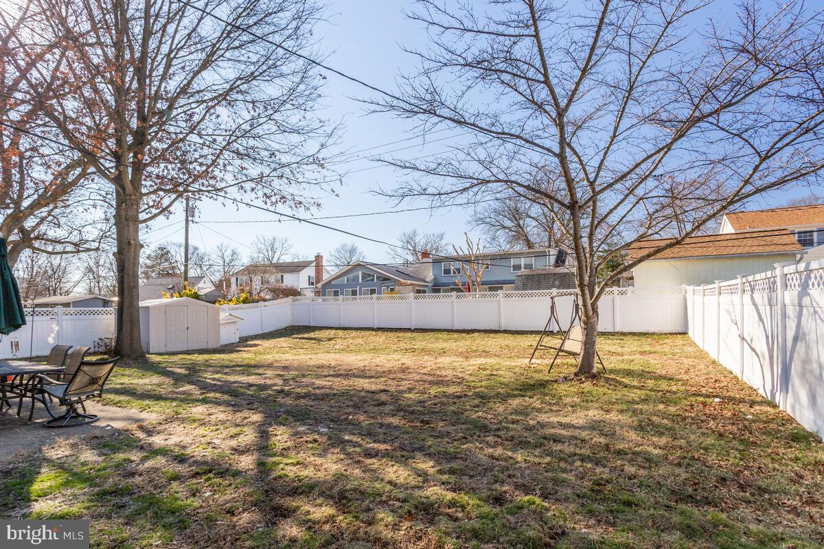 SOMERSET AT BELAIR - Residential