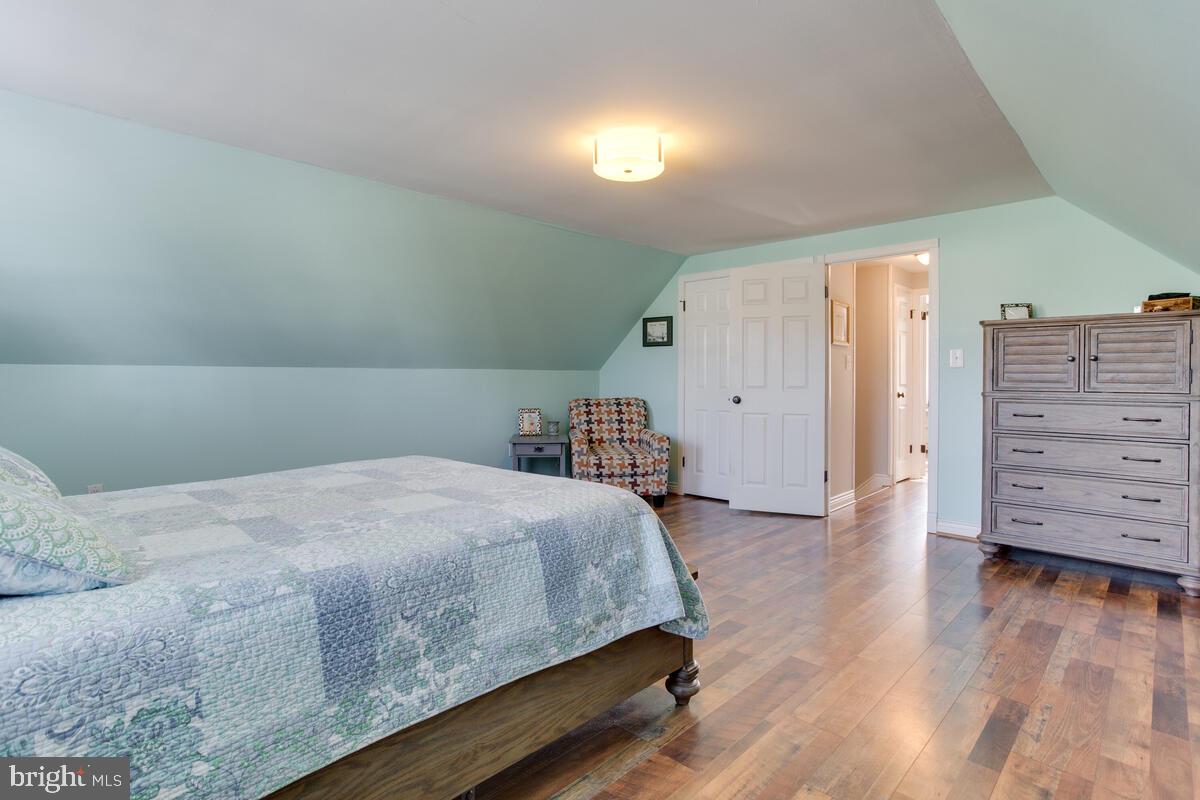 SOMERSET AT BELAIR - Residential