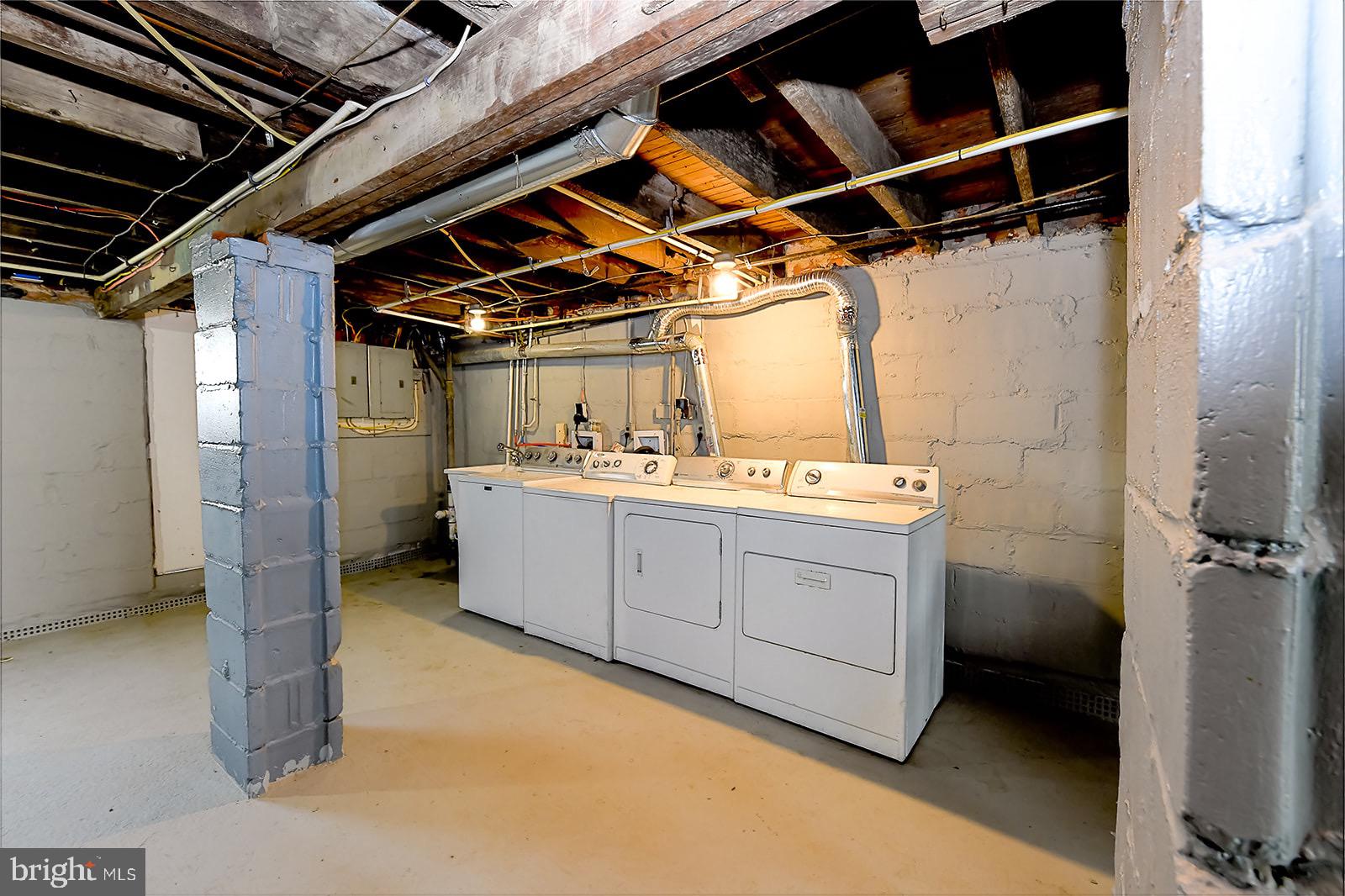 DUNDALK - Residential Lease