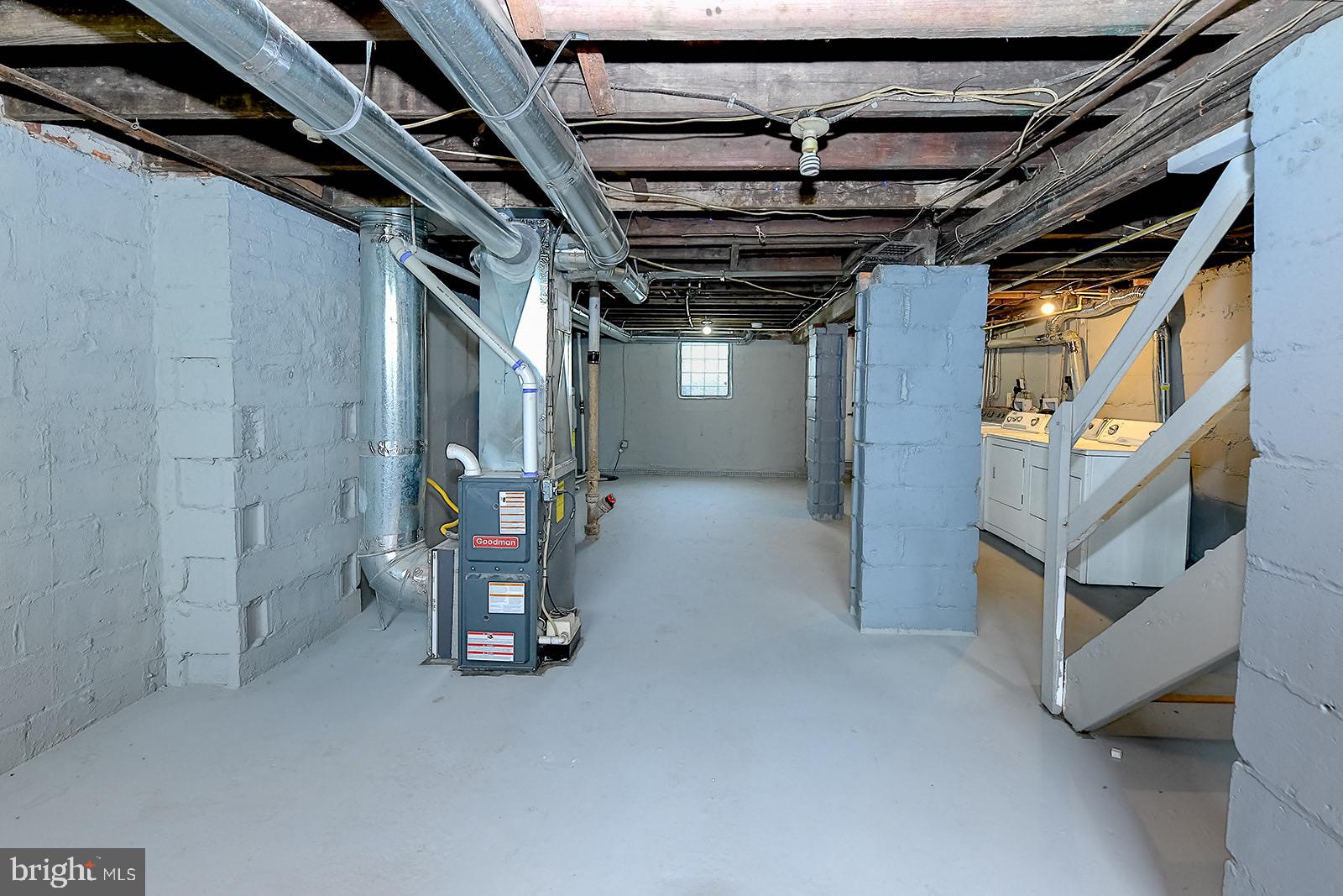 DUNDALK - Residential Lease