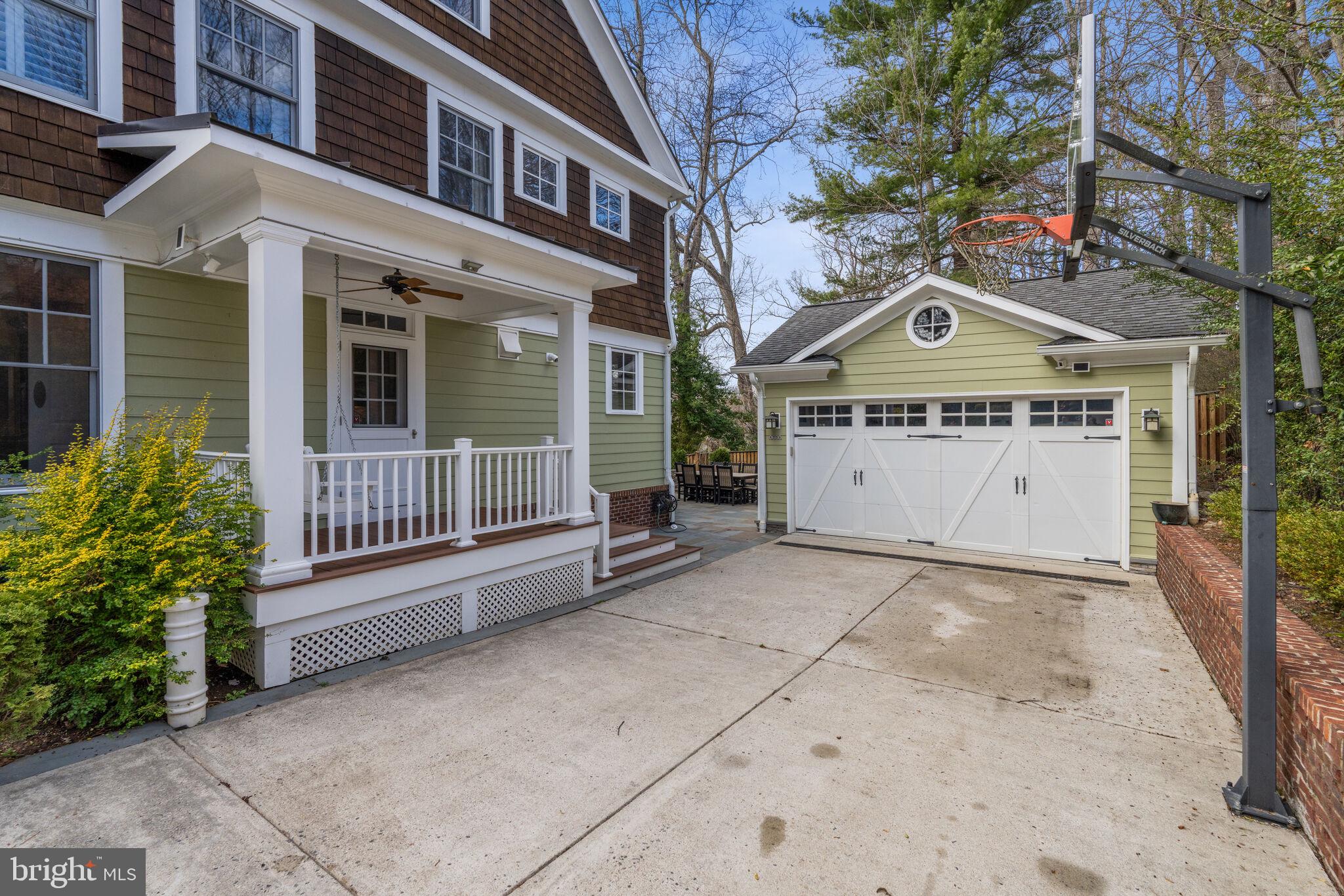 GLEN ECHO HEIGHTS - Residential