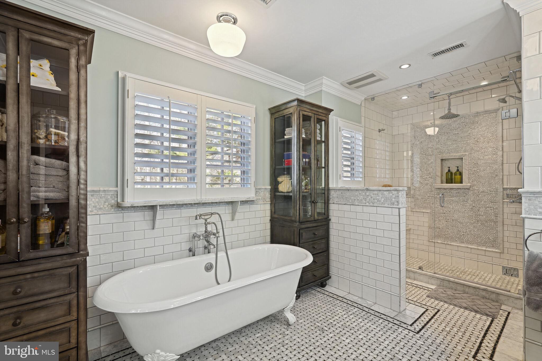 GLEN ECHO HEIGHTS - Residential