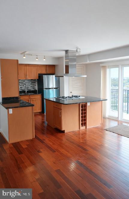 3404 25TH STREET S 47