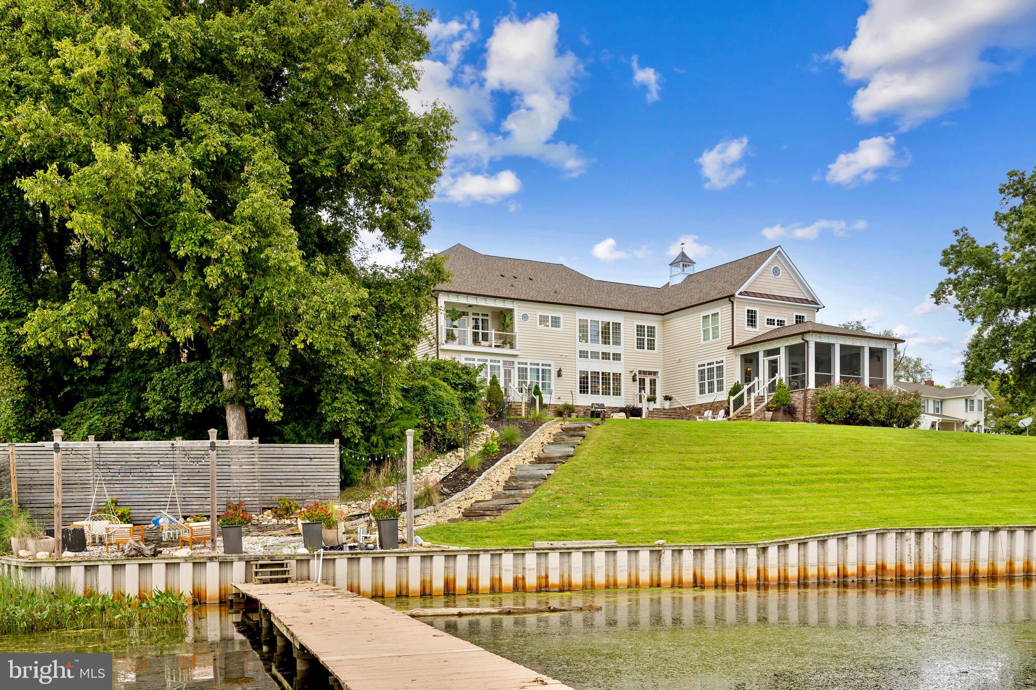 MARLBOROUGH POINT - Residential