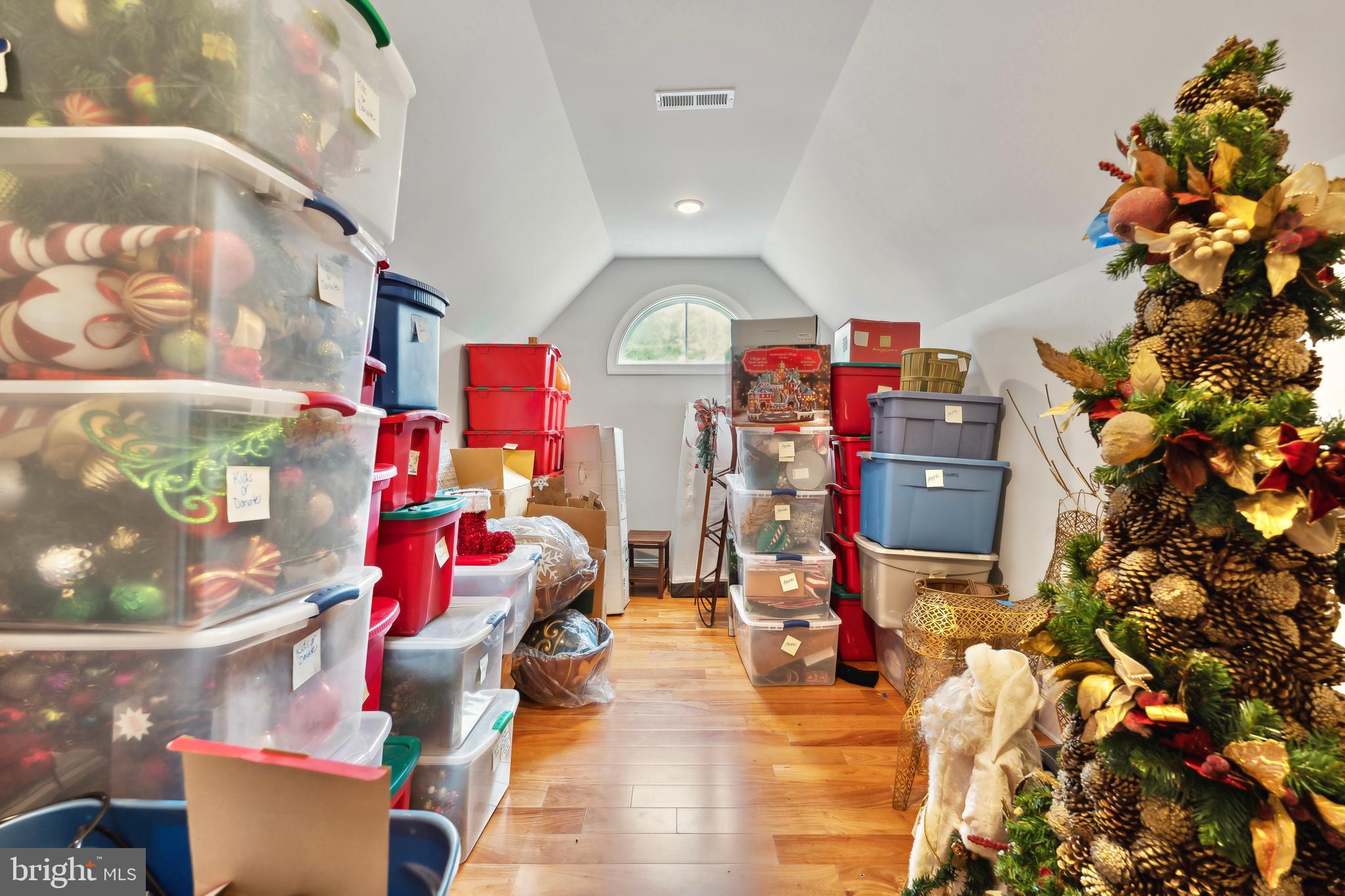 MARLBOROUGH POINT - Residential