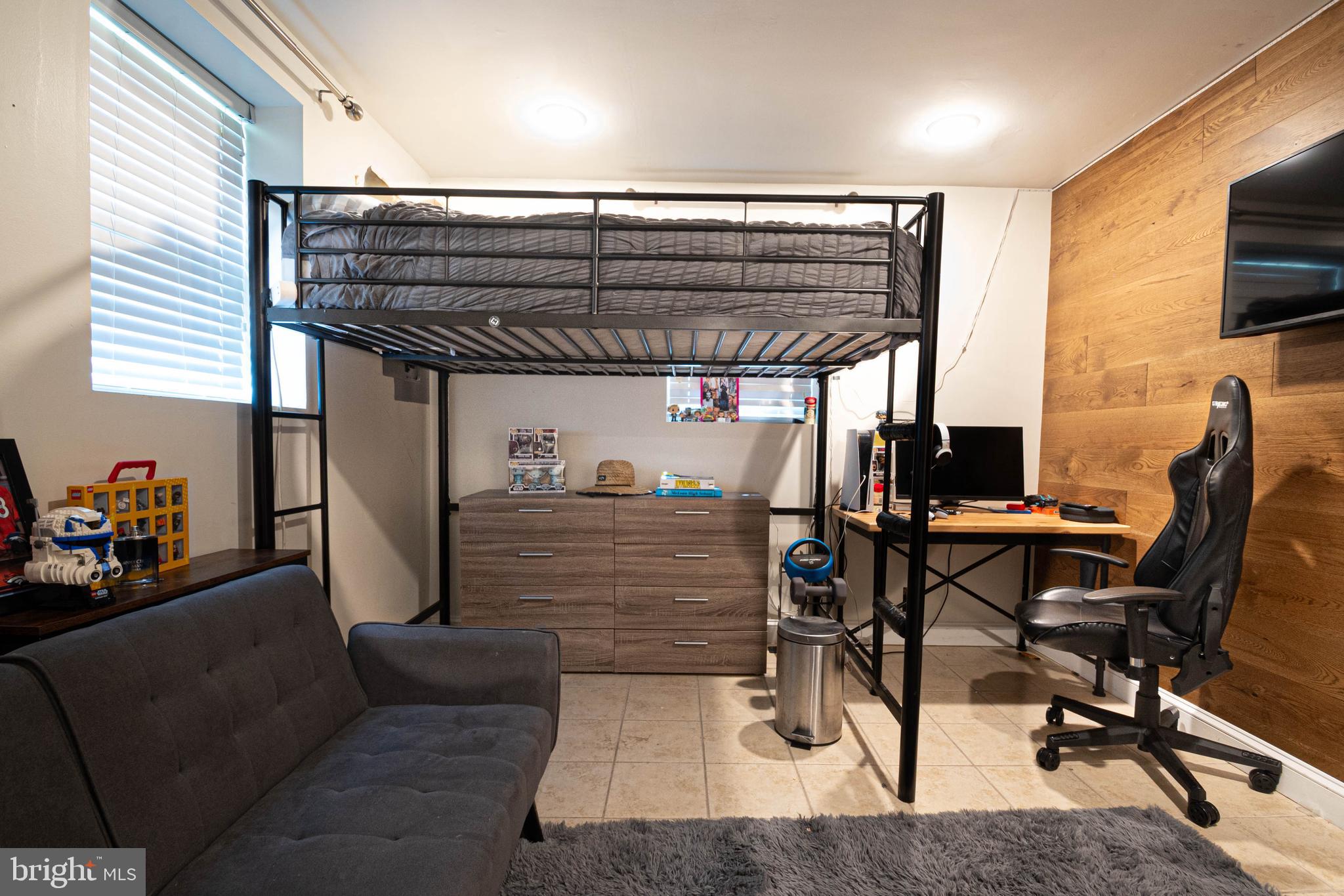 BRILYN PARK - Residential