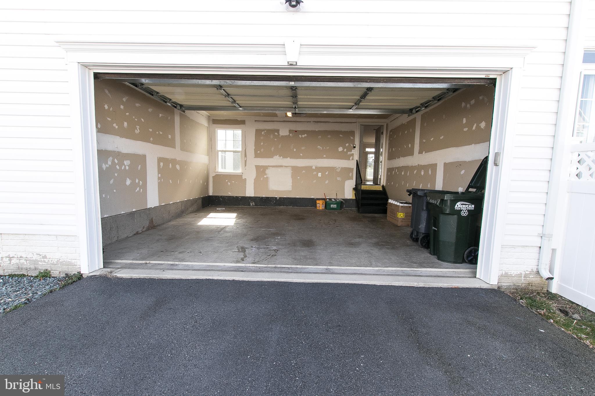 WOODSTREAM - Residential Lease