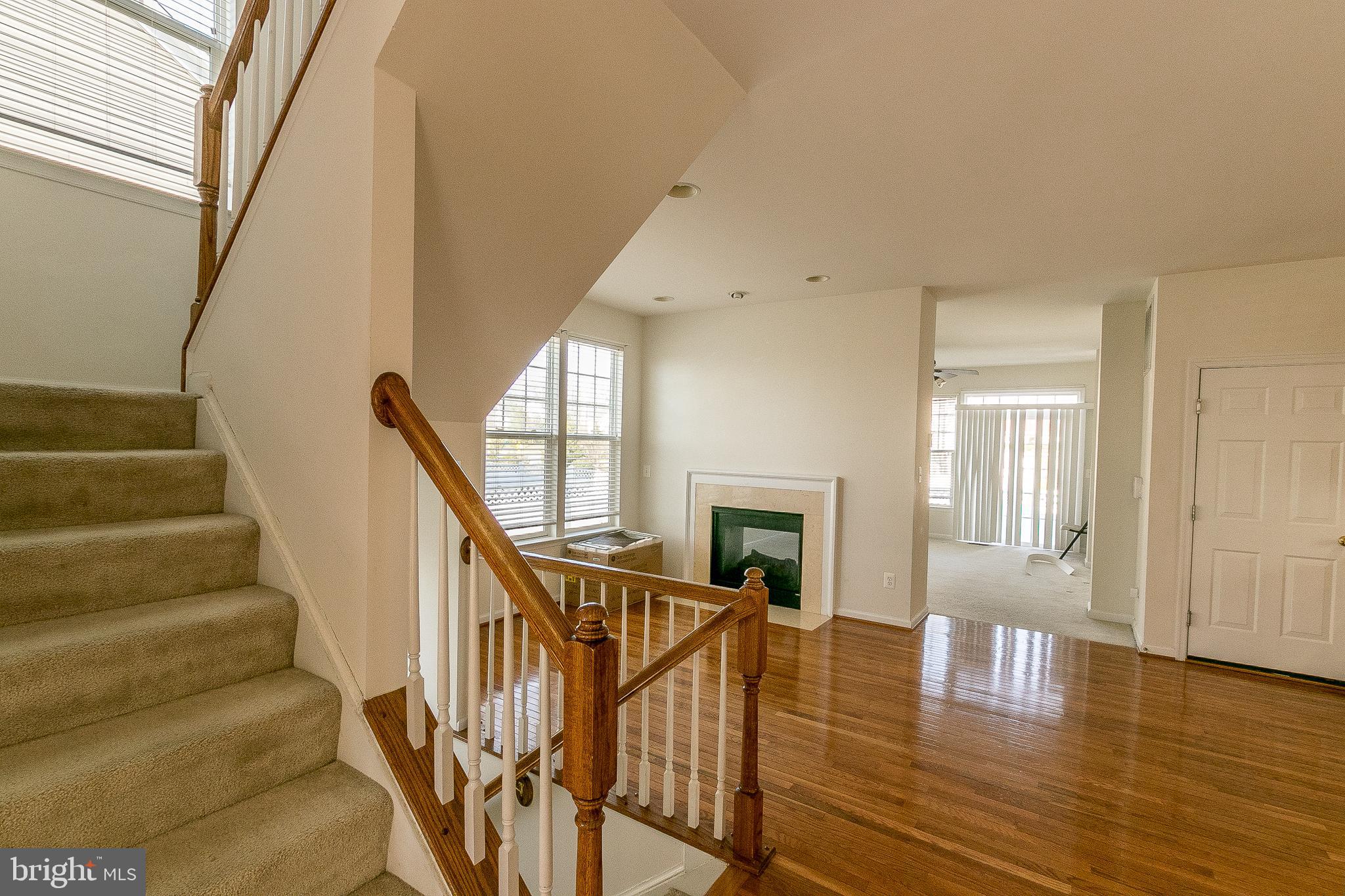 WOODSTREAM - Residential Lease