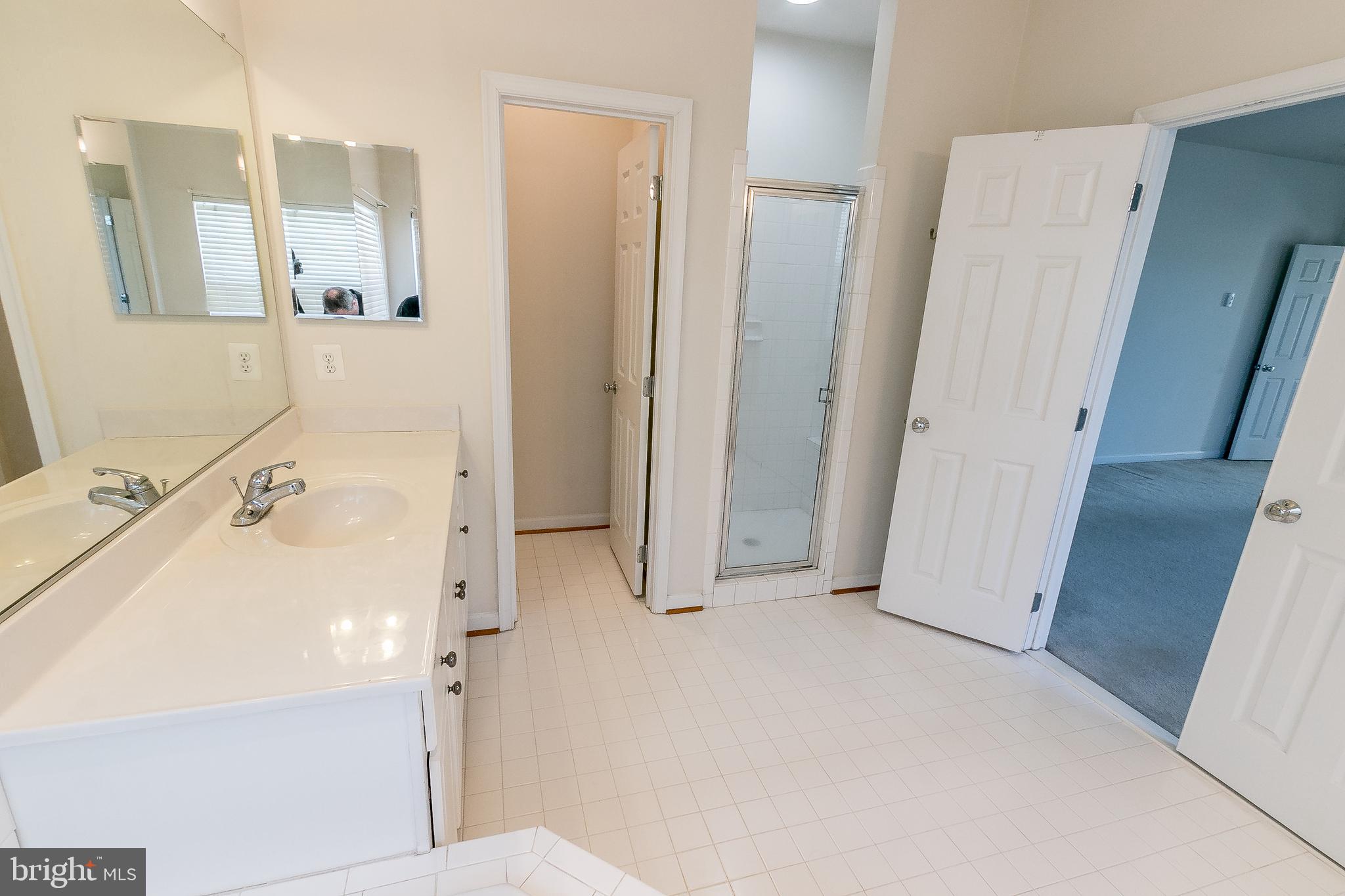 WOODSTREAM - Residential Lease