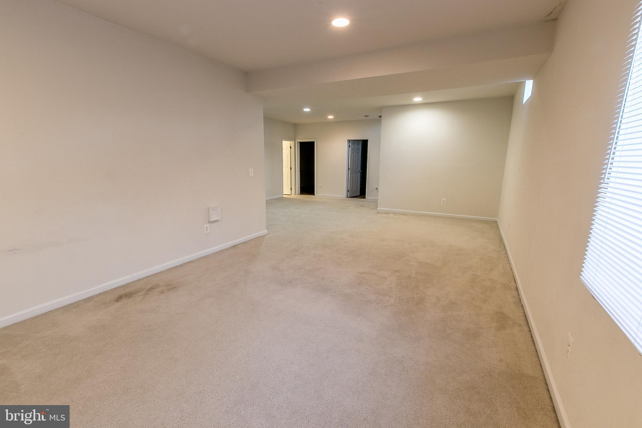 WOODSTREAM - Residential Lease