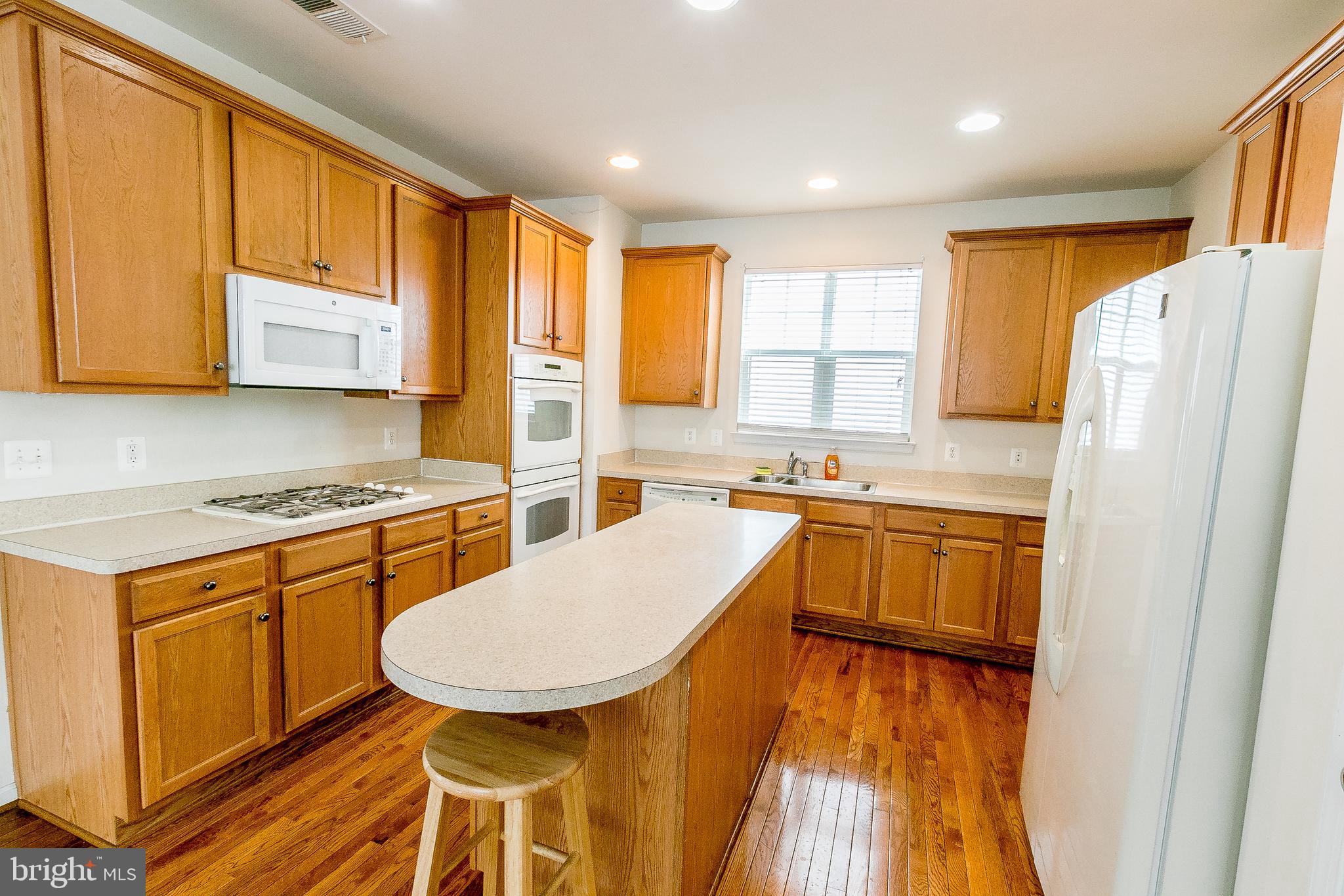 WOODSTREAM - Residential Lease