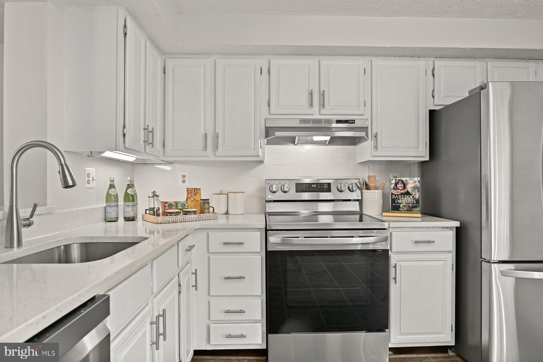 LEISHEAR VILLAGE - Residential