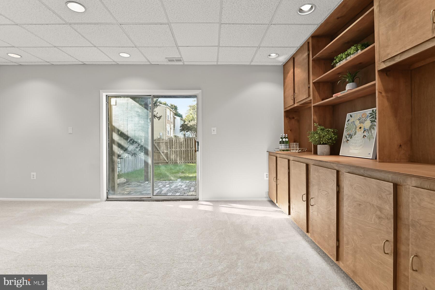 LEISHEAR VILLAGE - Residential