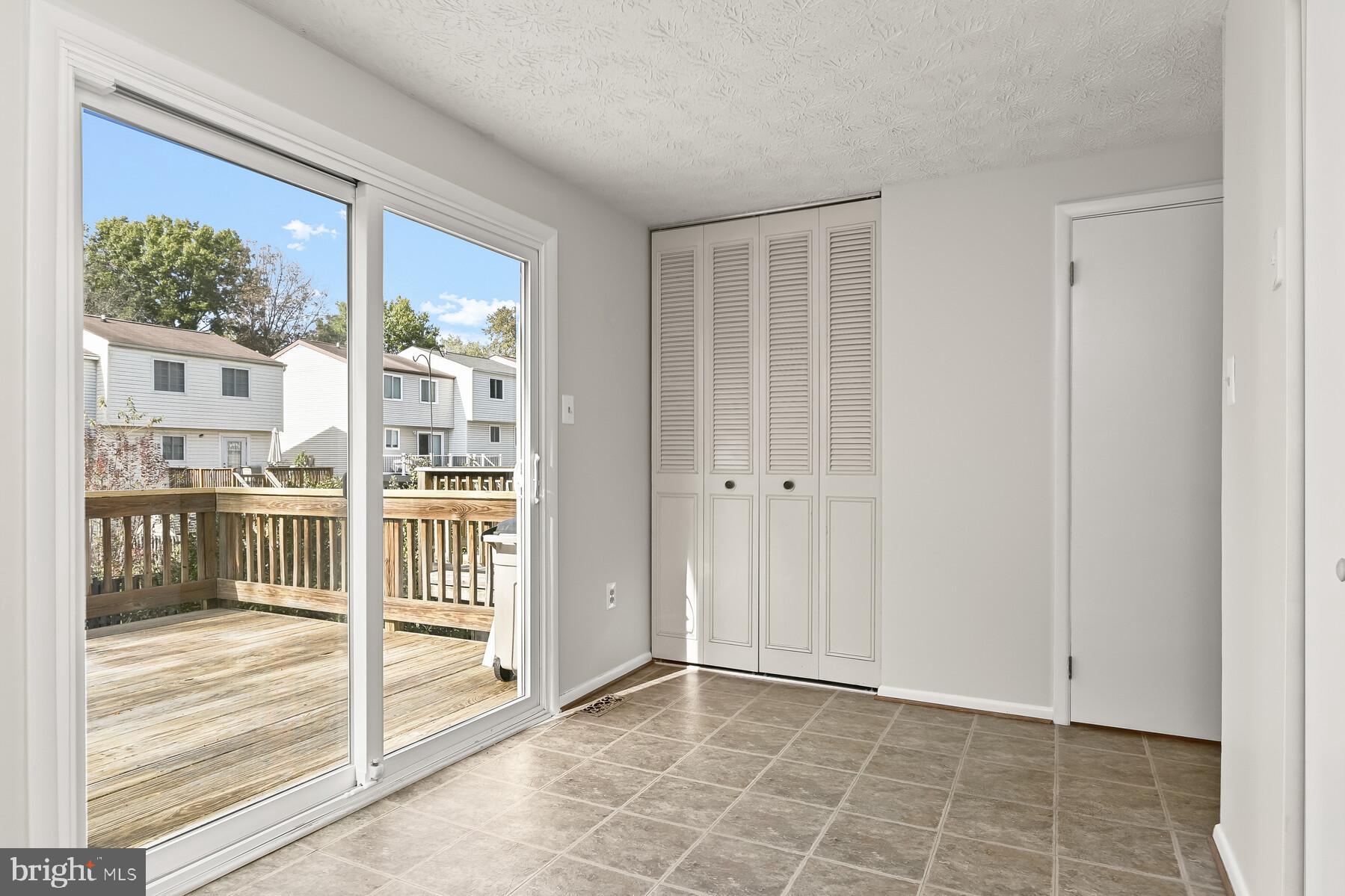 LEISHEAR VILLAGE - Residential