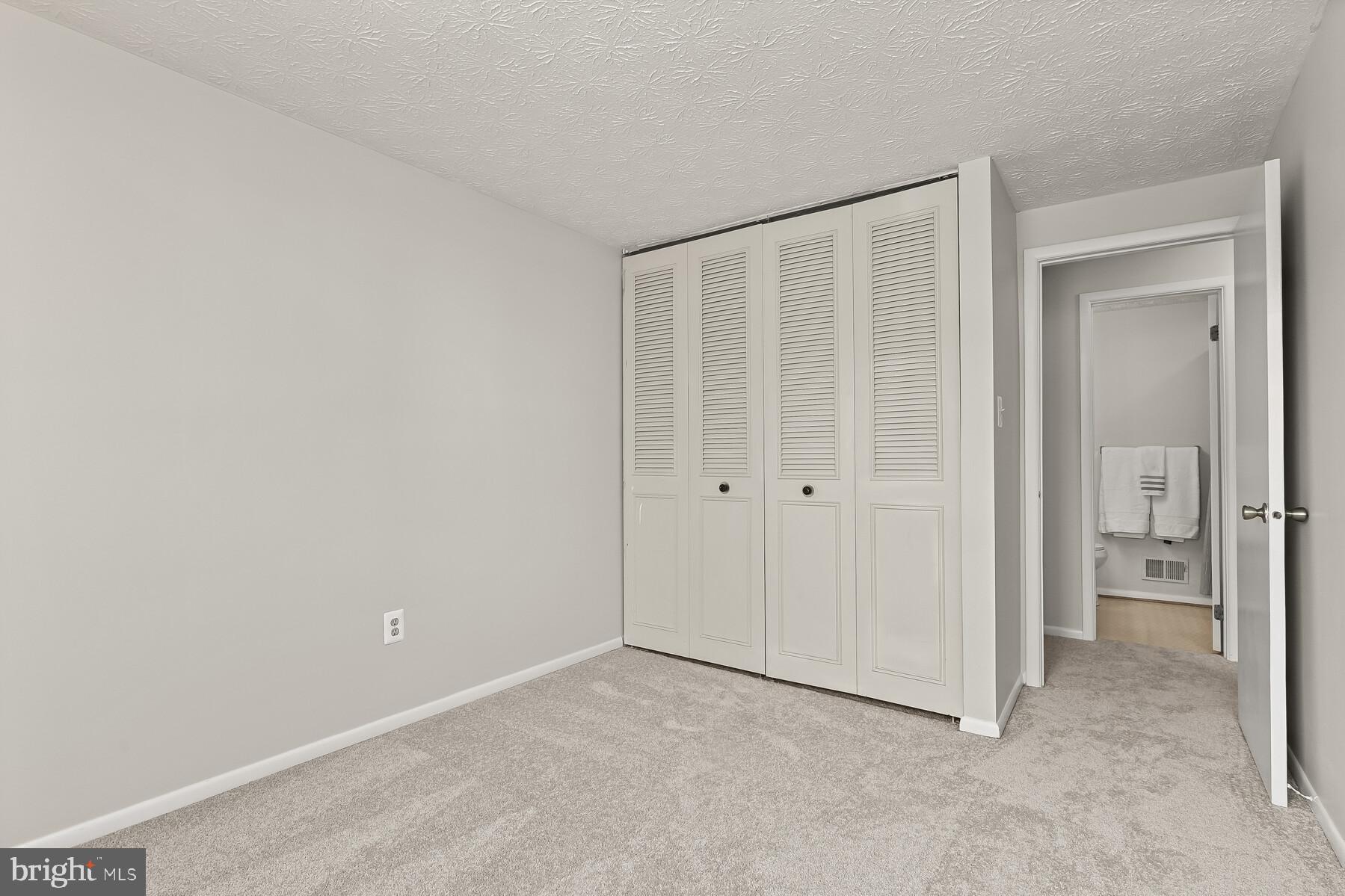 LEISHEAR VILLAGE - Residential