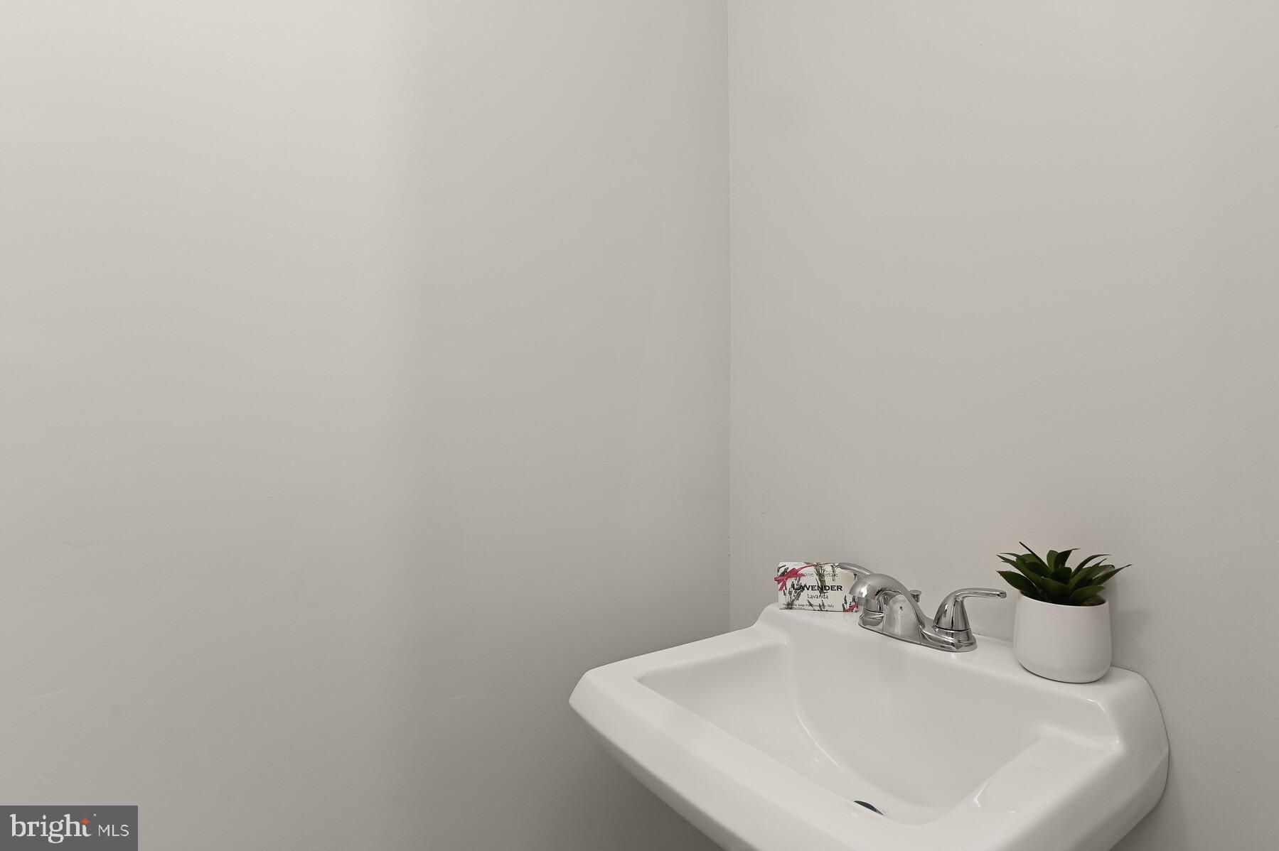 LEISHEAR VILLAGE - Residential