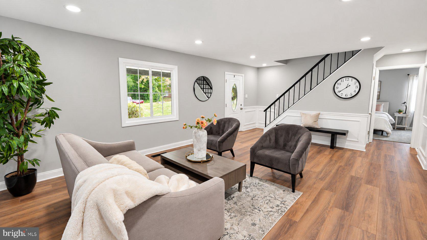 12 ELRIDGE PLACE