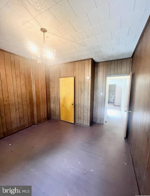 MOUNT CARMEL AREA - Residential