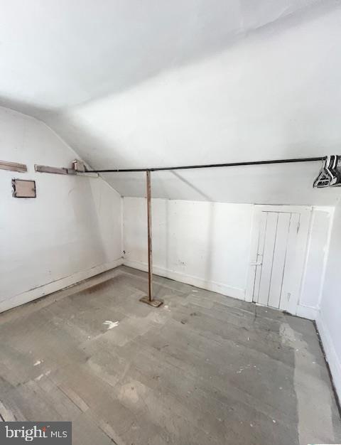 MOUNT CARMEL AREA - Residential