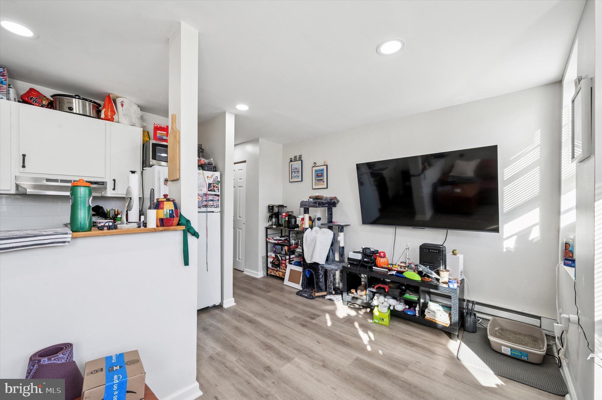 GRADUATE HOSPITAL - Residential Income