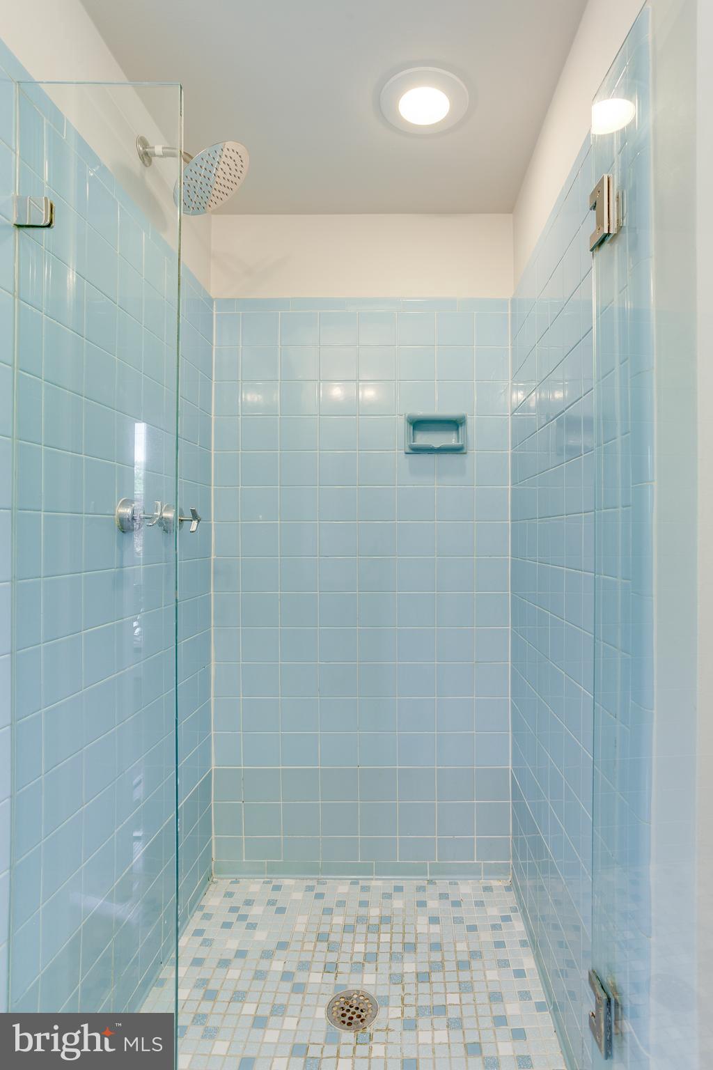 CHEVY CHASE GARDENS - Residential