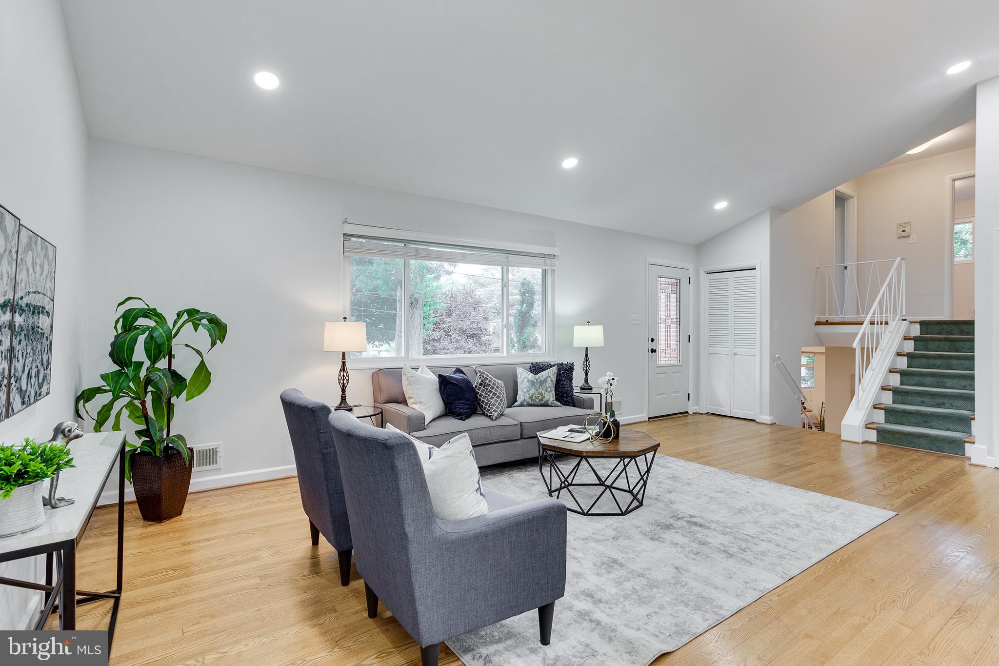 3910 MONTROSE DRIVEWAY