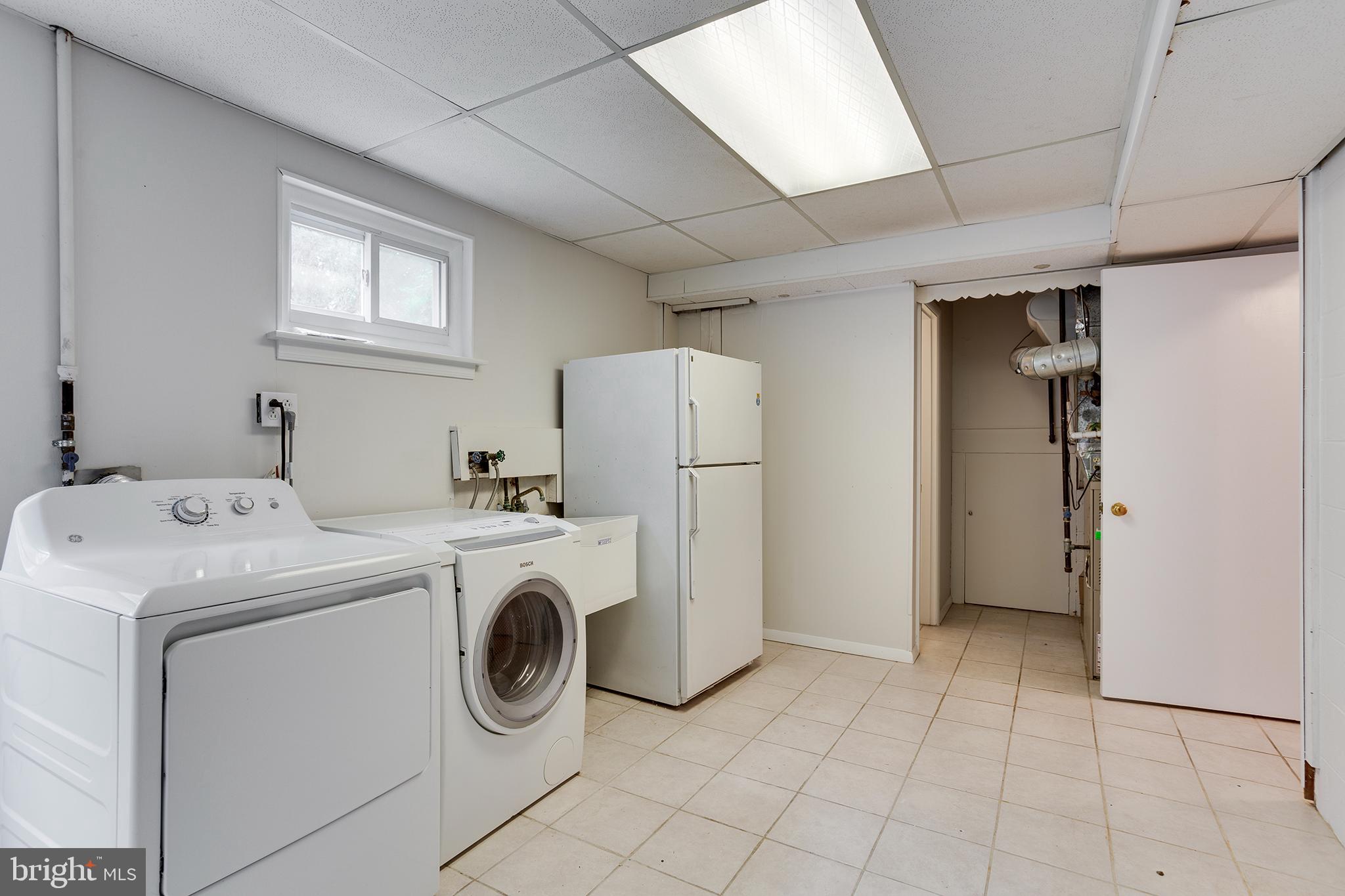 CHEVY CHASE GARDENS - Residential