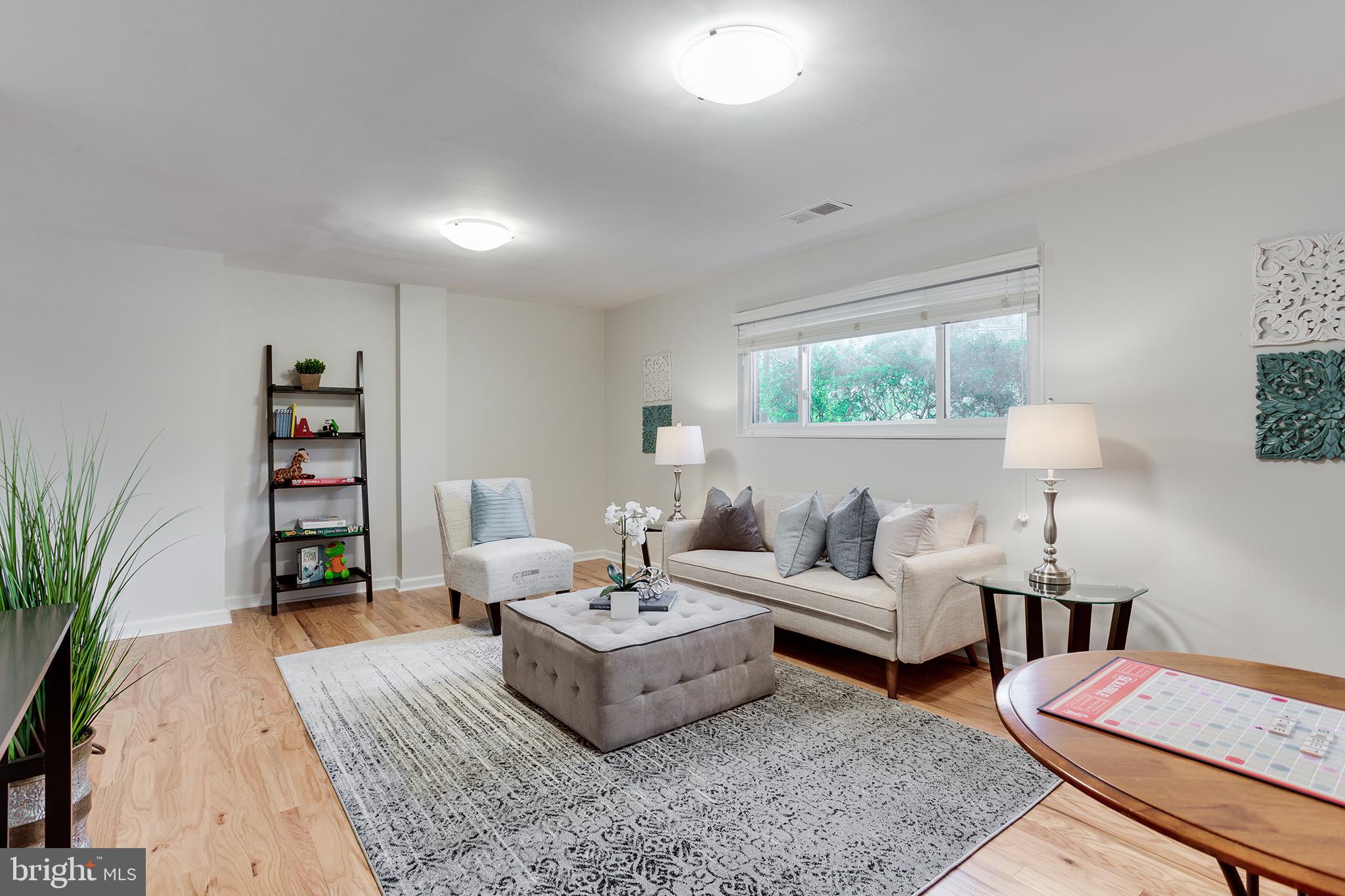 CHEVY CHASE GARDENS - Residential