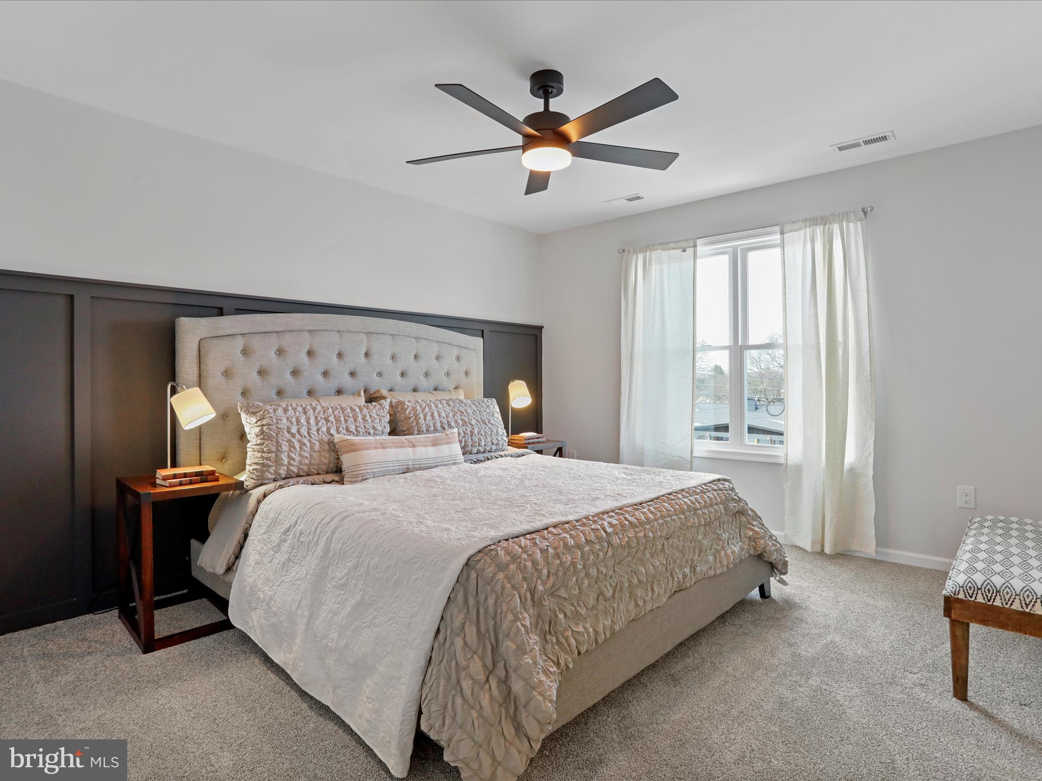 330 W 11TH STREET