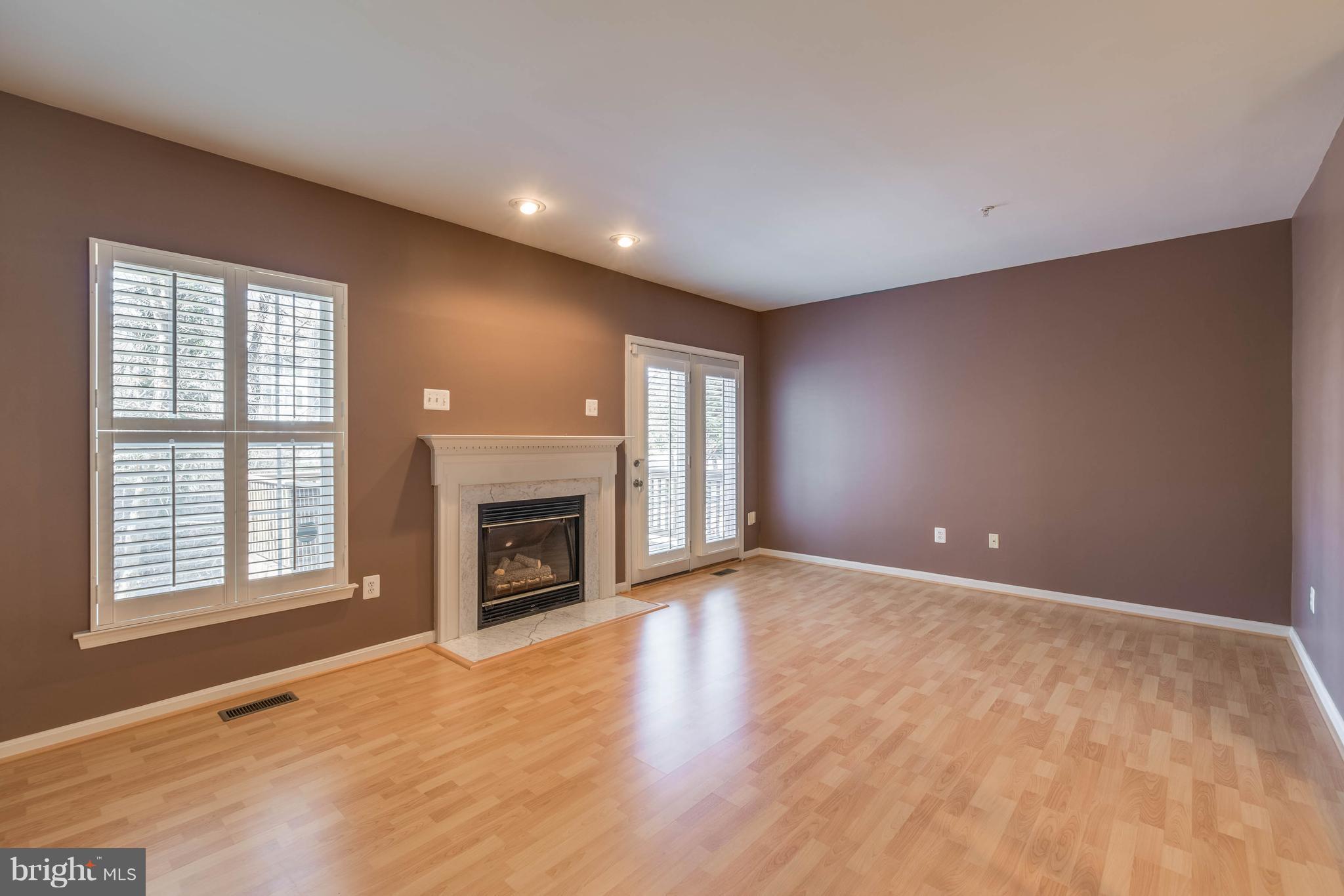 TIDEWATER COLONY - Residential