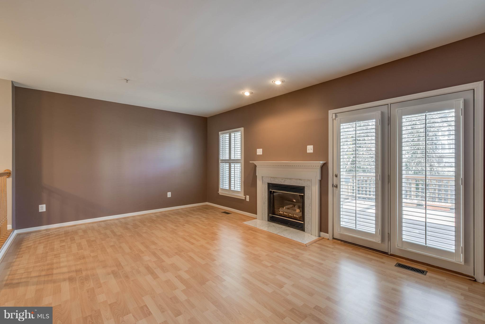 TIDEWATER COLONY - Residential