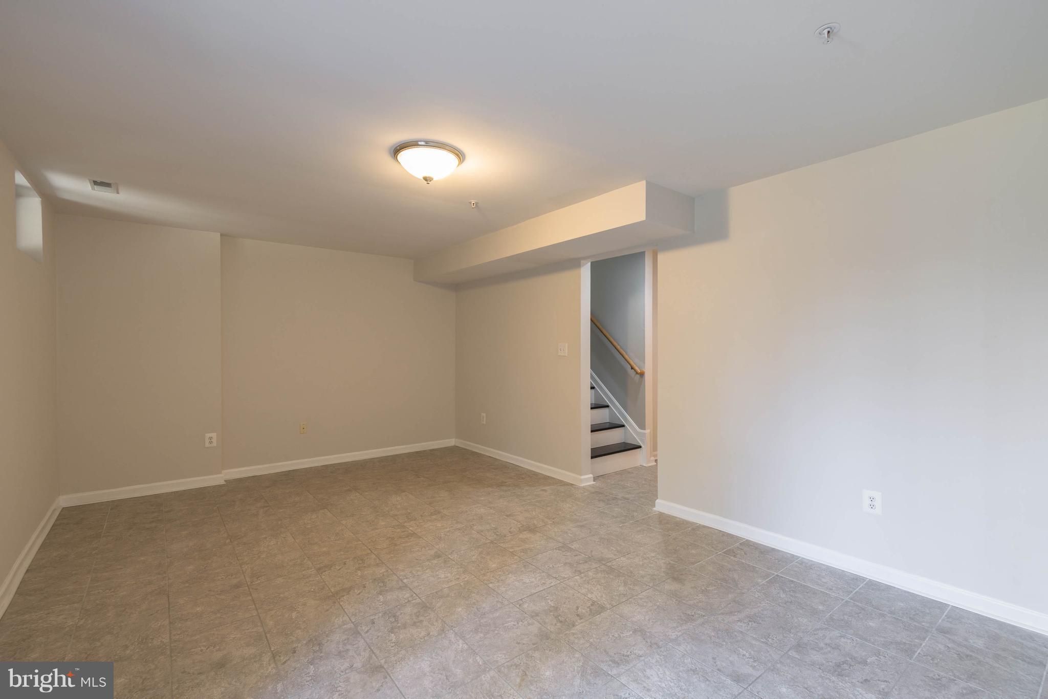 TIDEWATER COLONY - Residential