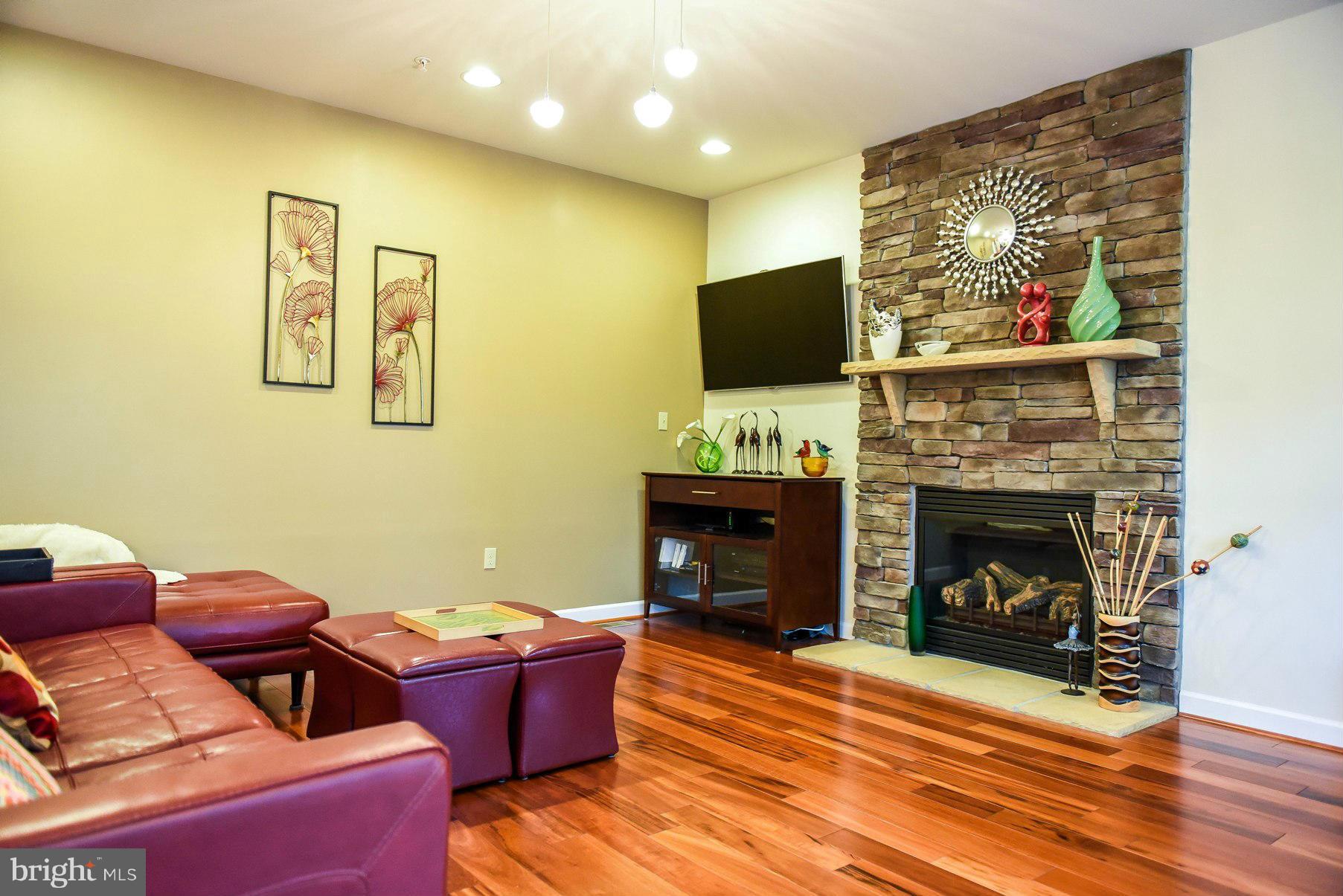 WOODS OF MYRTLE POINT - Residential